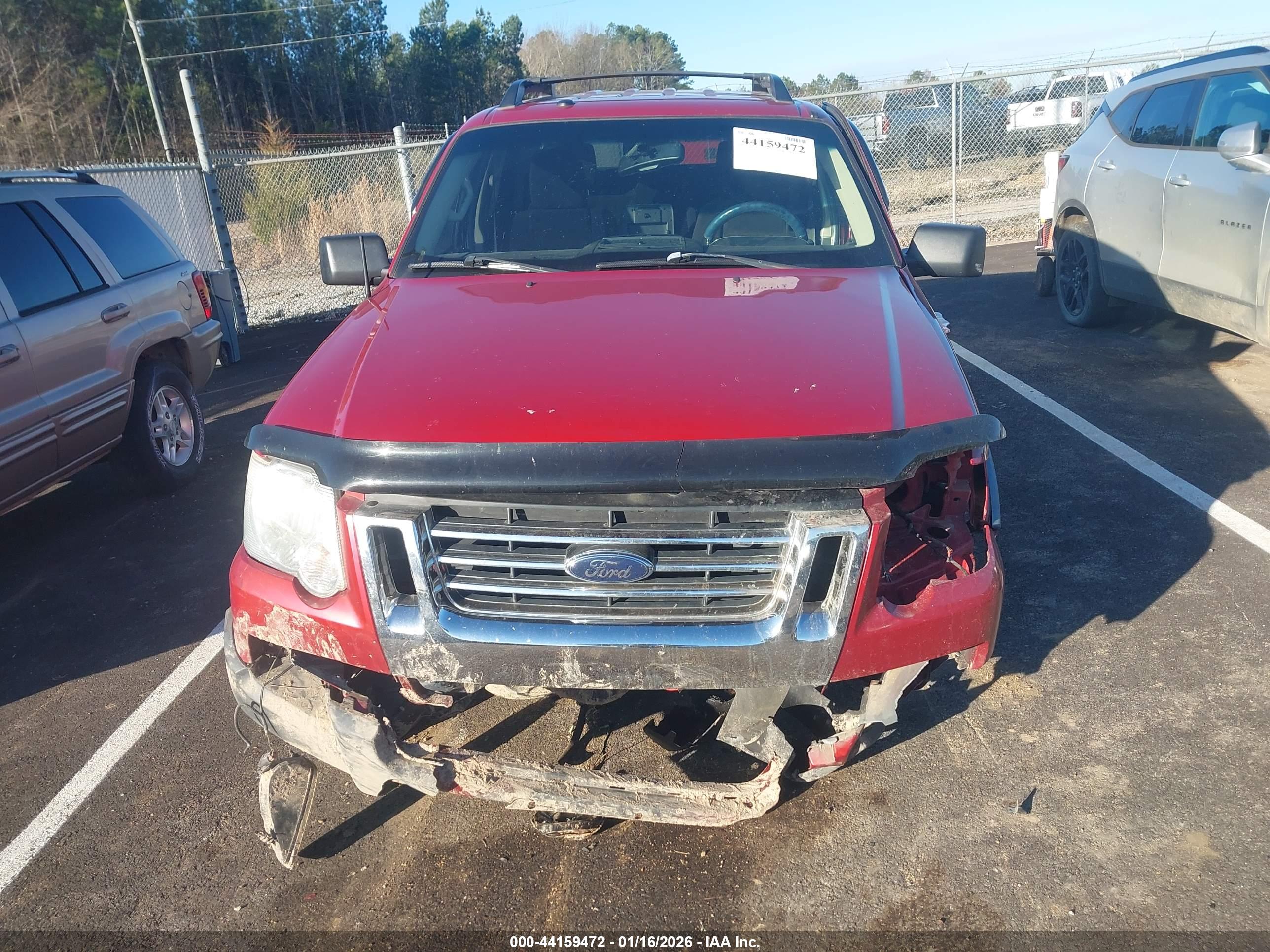 FORD EXPLORER image 6