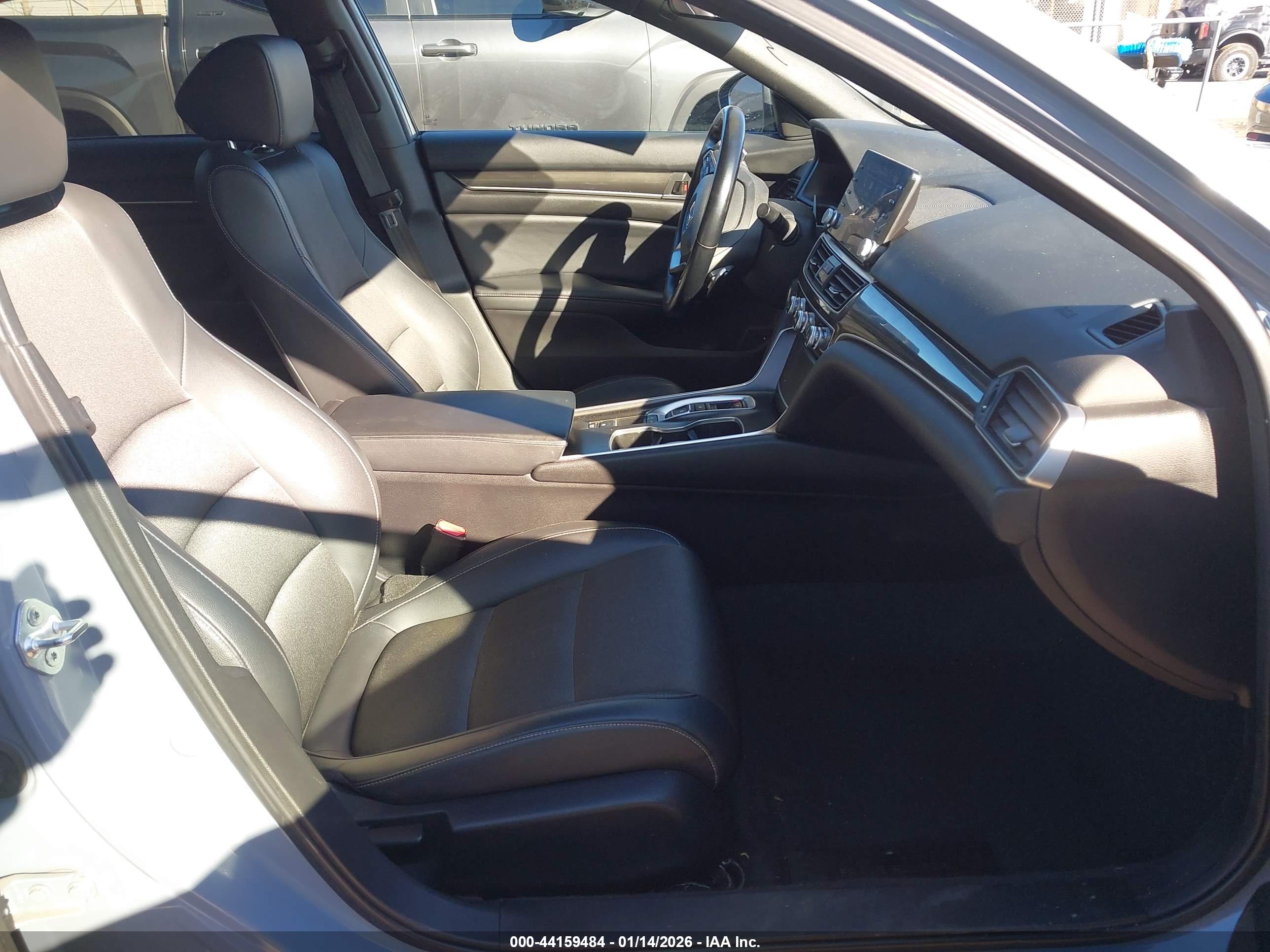 HONDA ACCORD image 5