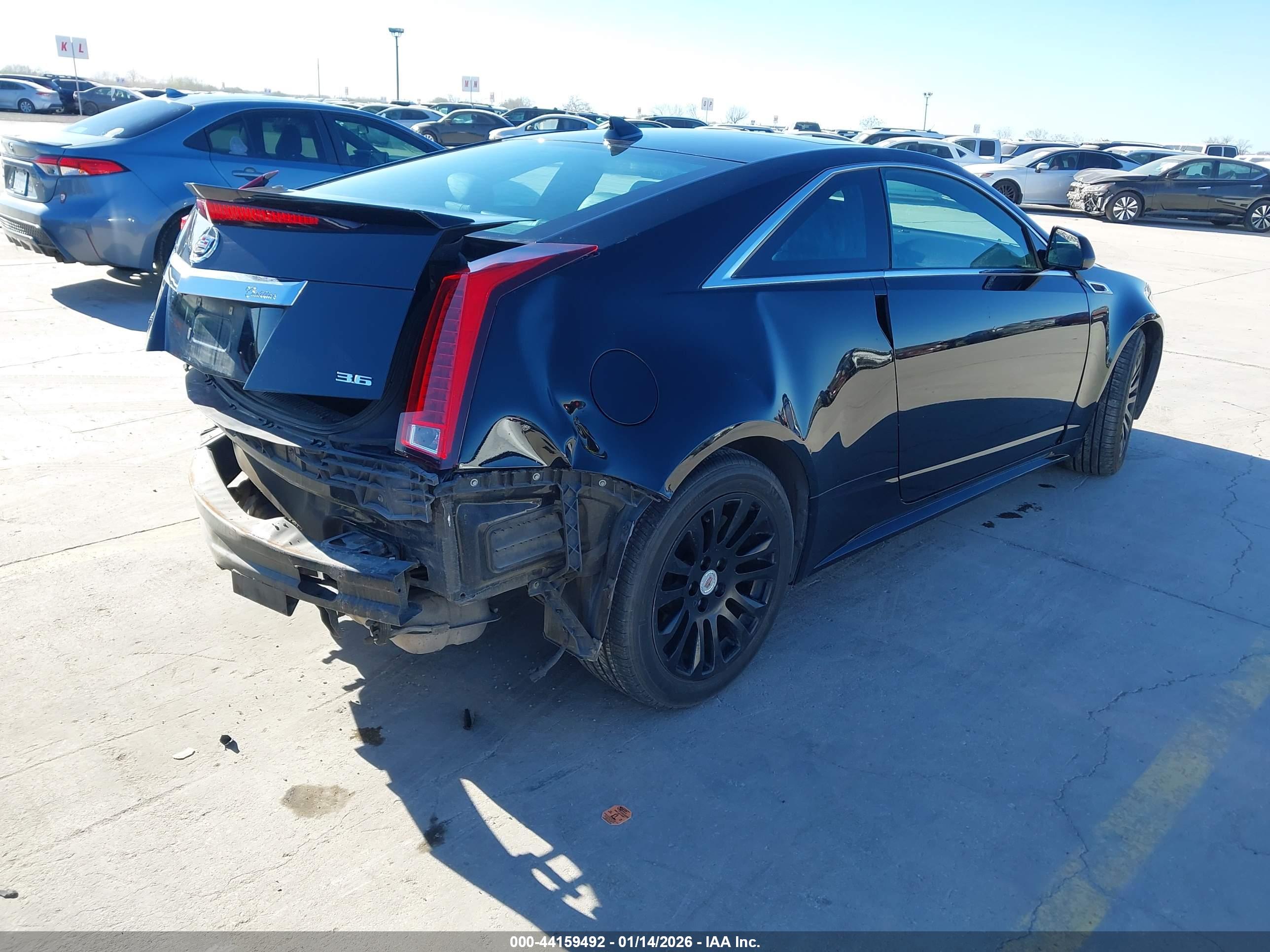 CADILLAC CTS image 4
