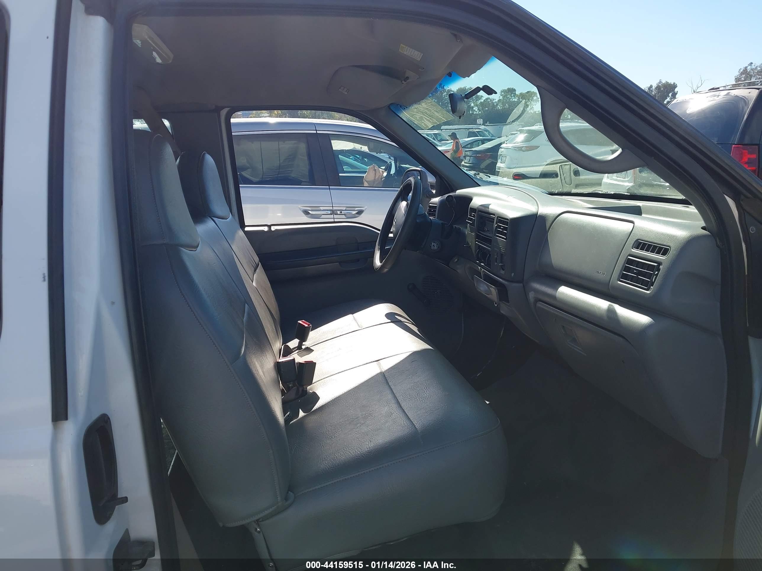 FORD F-250 image 5