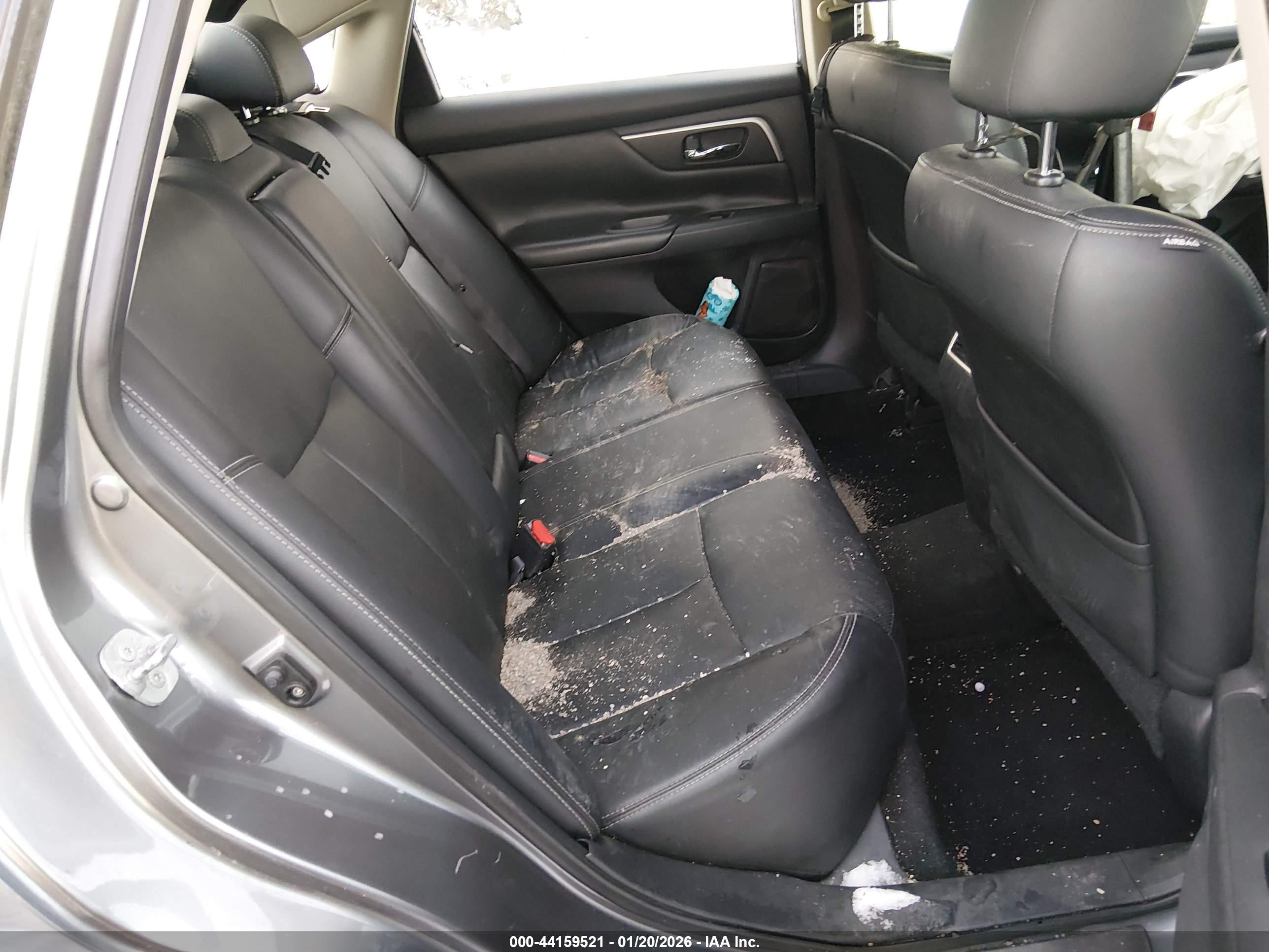 NISSAN ALTIMA image 8