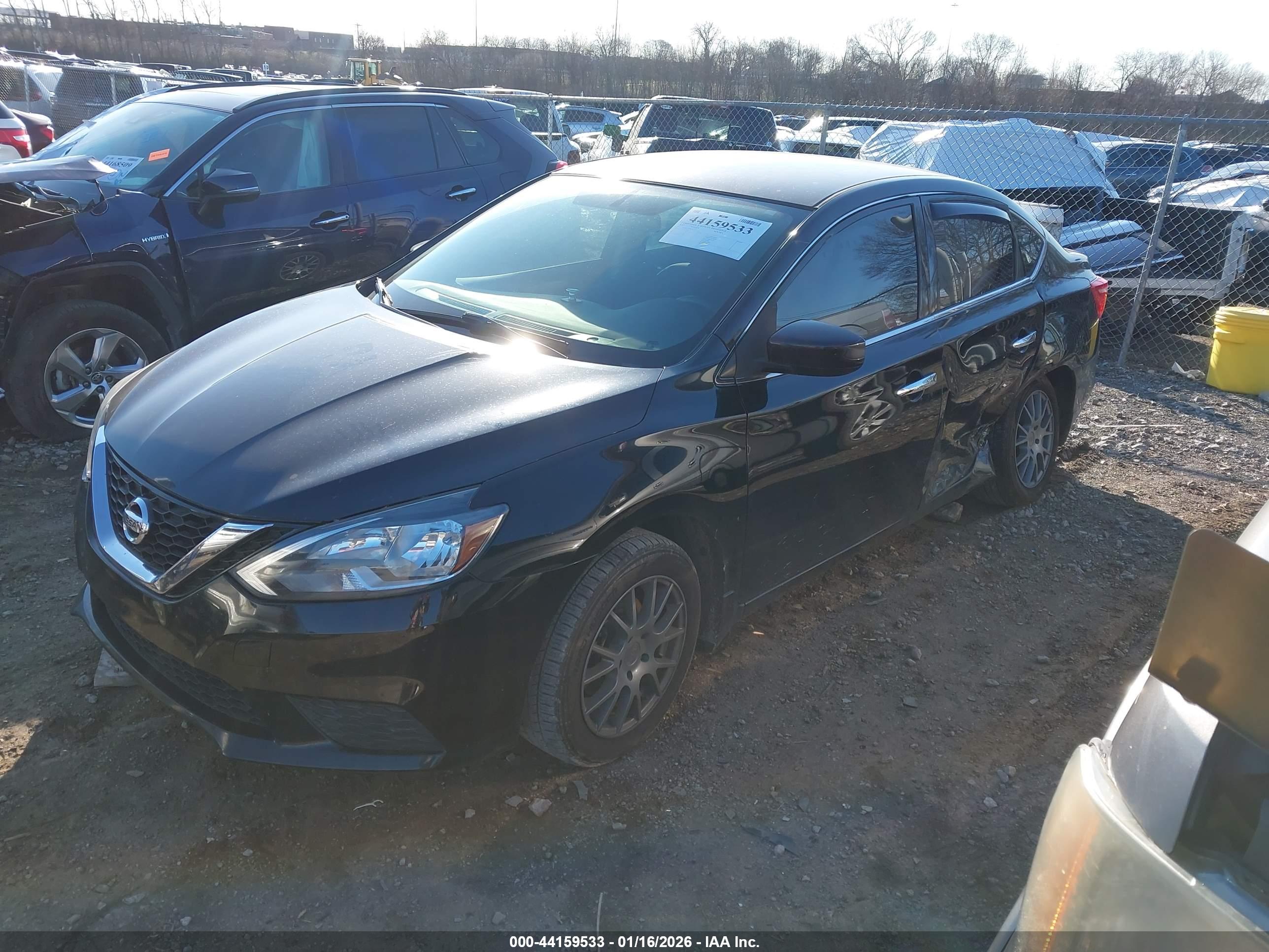NISSAN SENTRA image 2