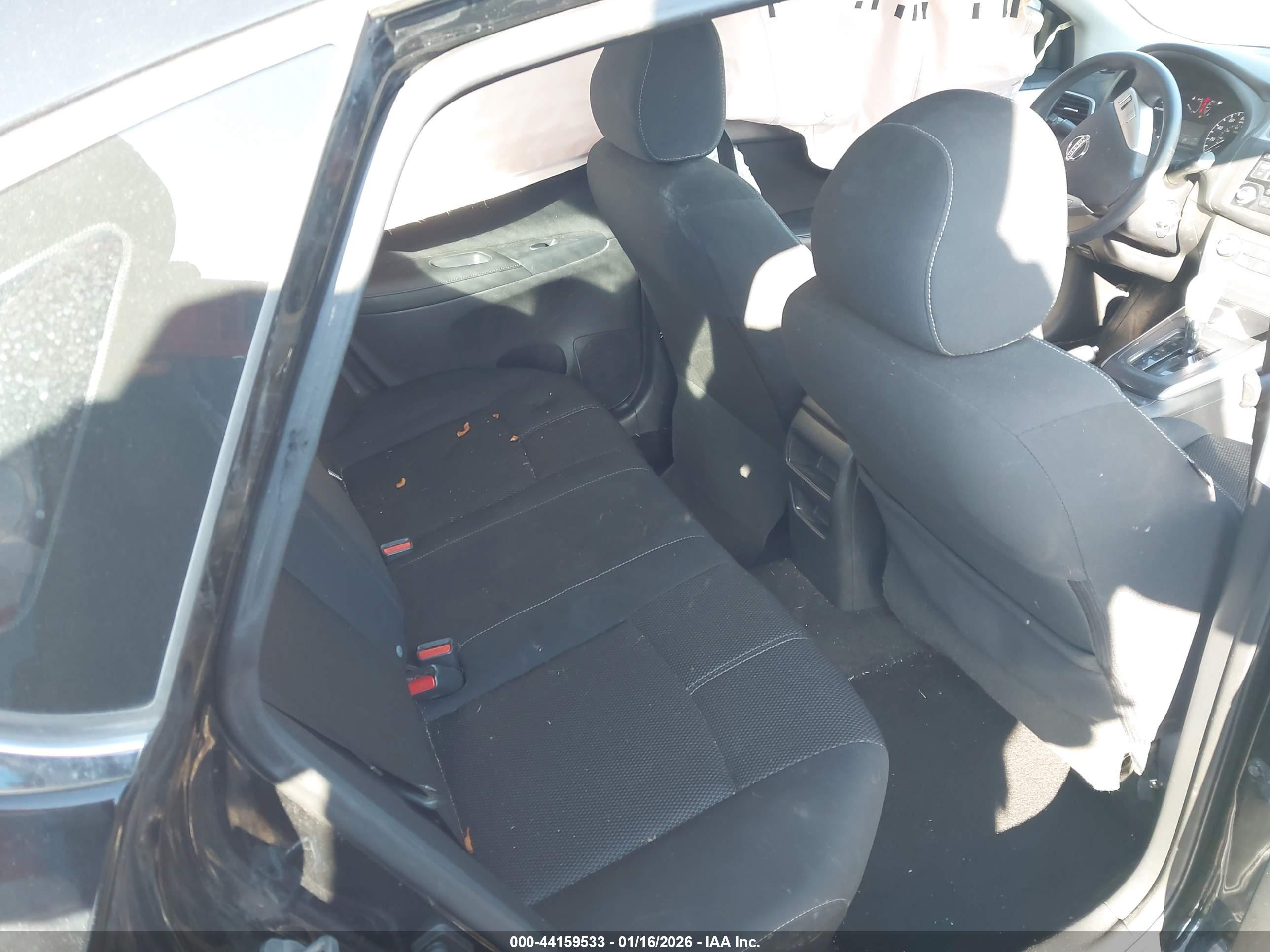 NISSAN SENTRA image 8