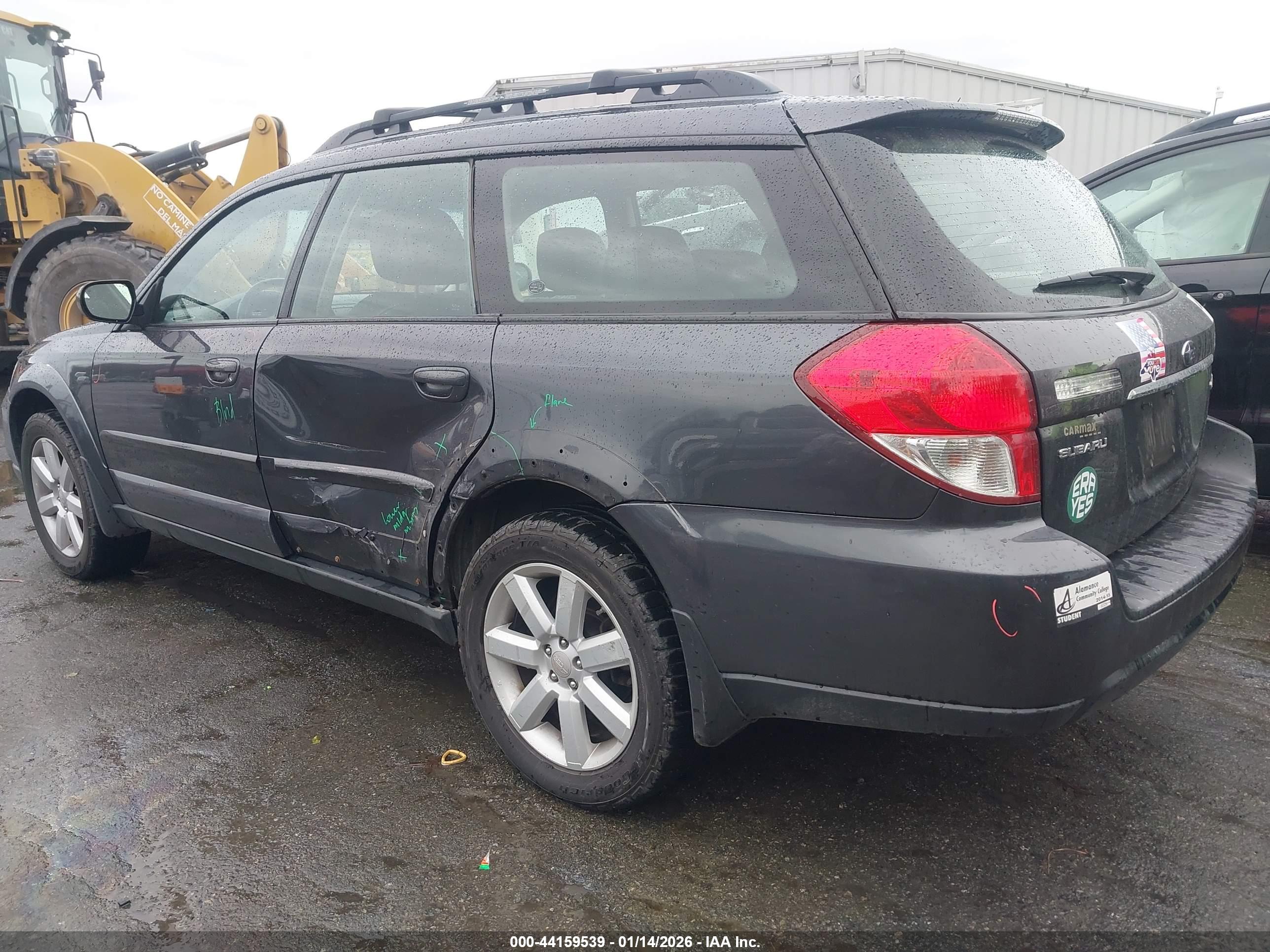 SUBARU OUTBACK image 6