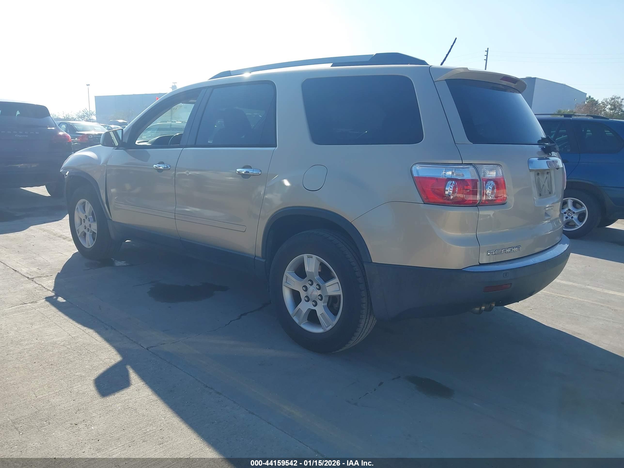 GMC ACADIA image 3