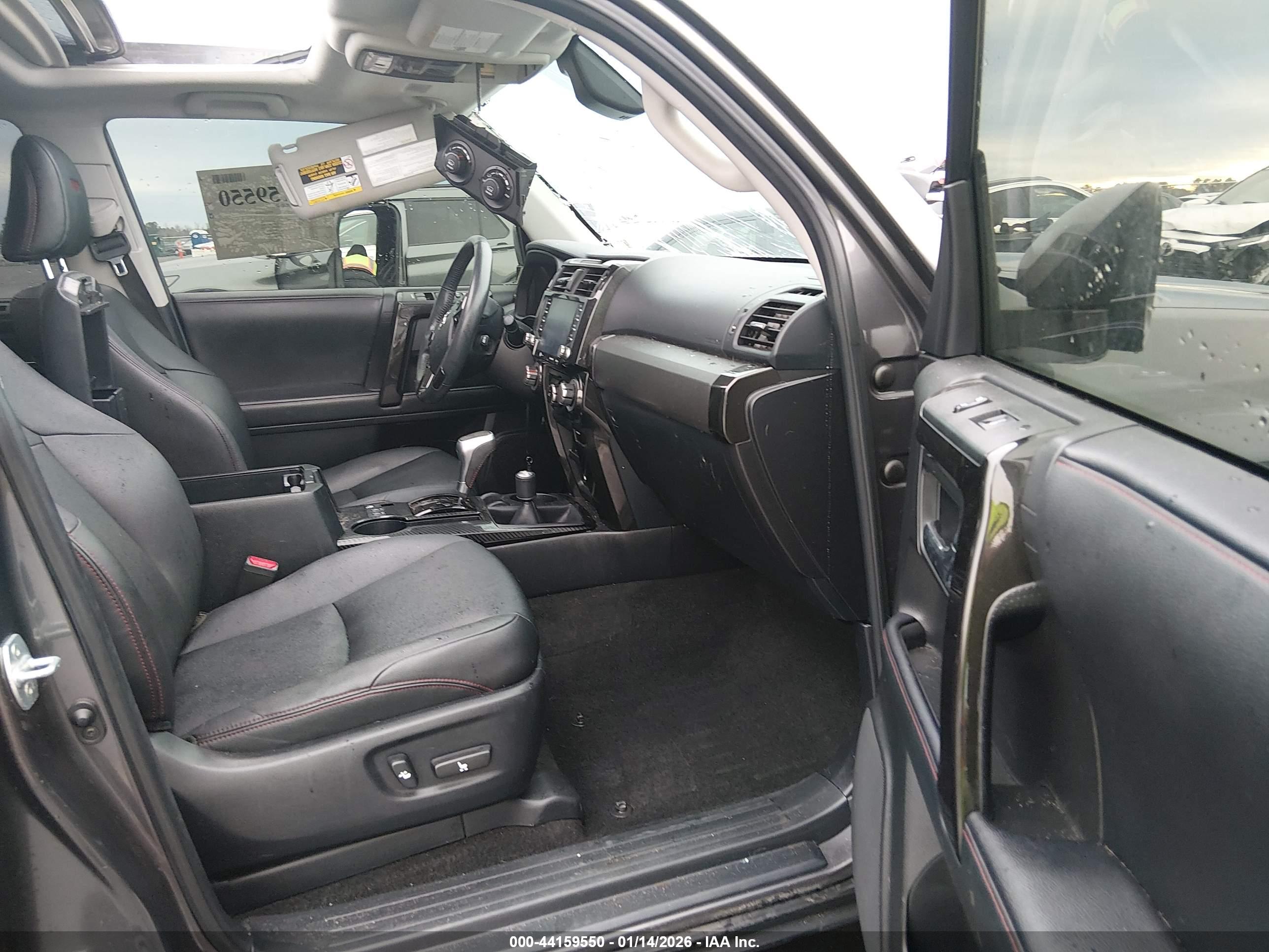 TOYOTA 4RUNNER image 5