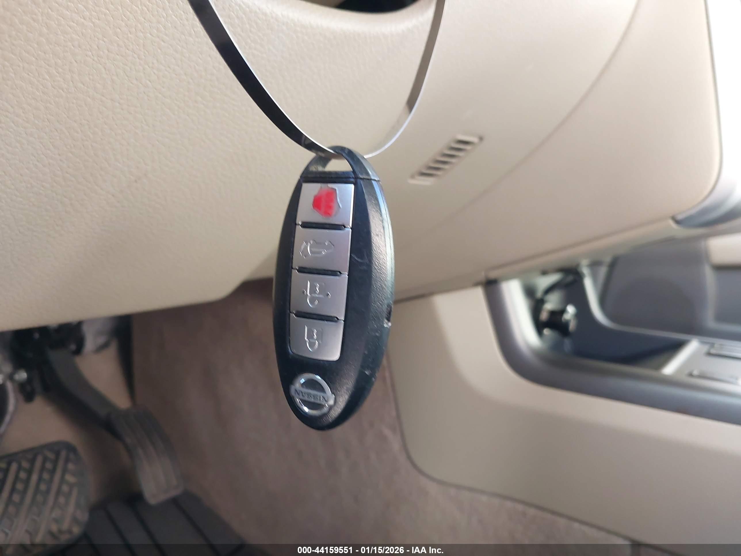 NISSAN MURANO image 11
