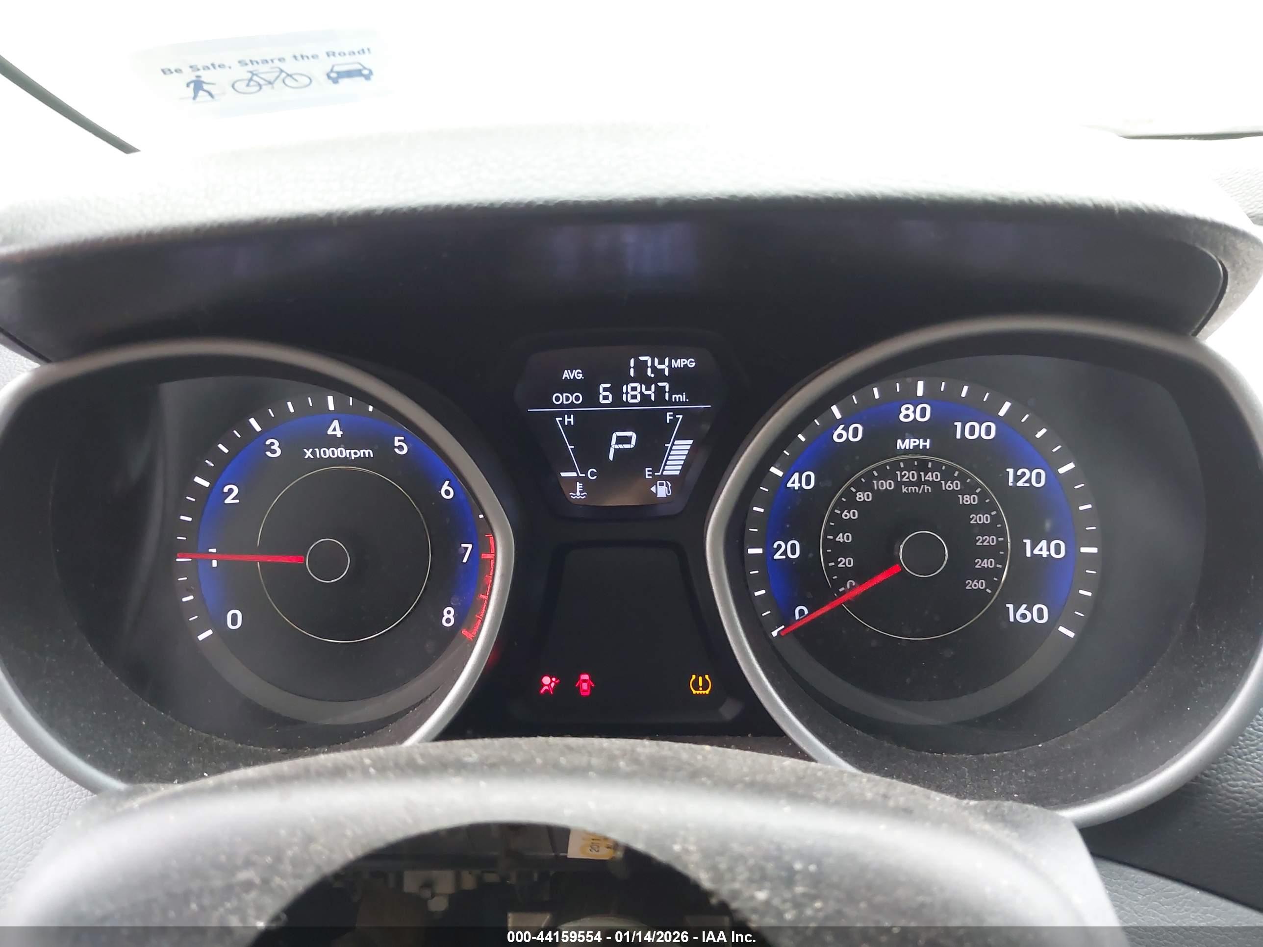 HYUNDAI ELANTRA image 7
