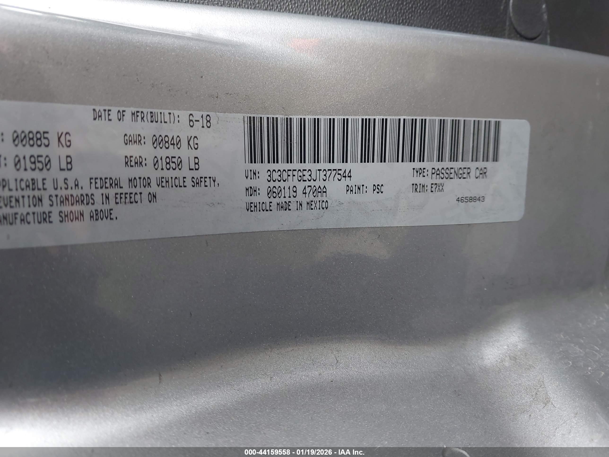 FIAT 500E image 9