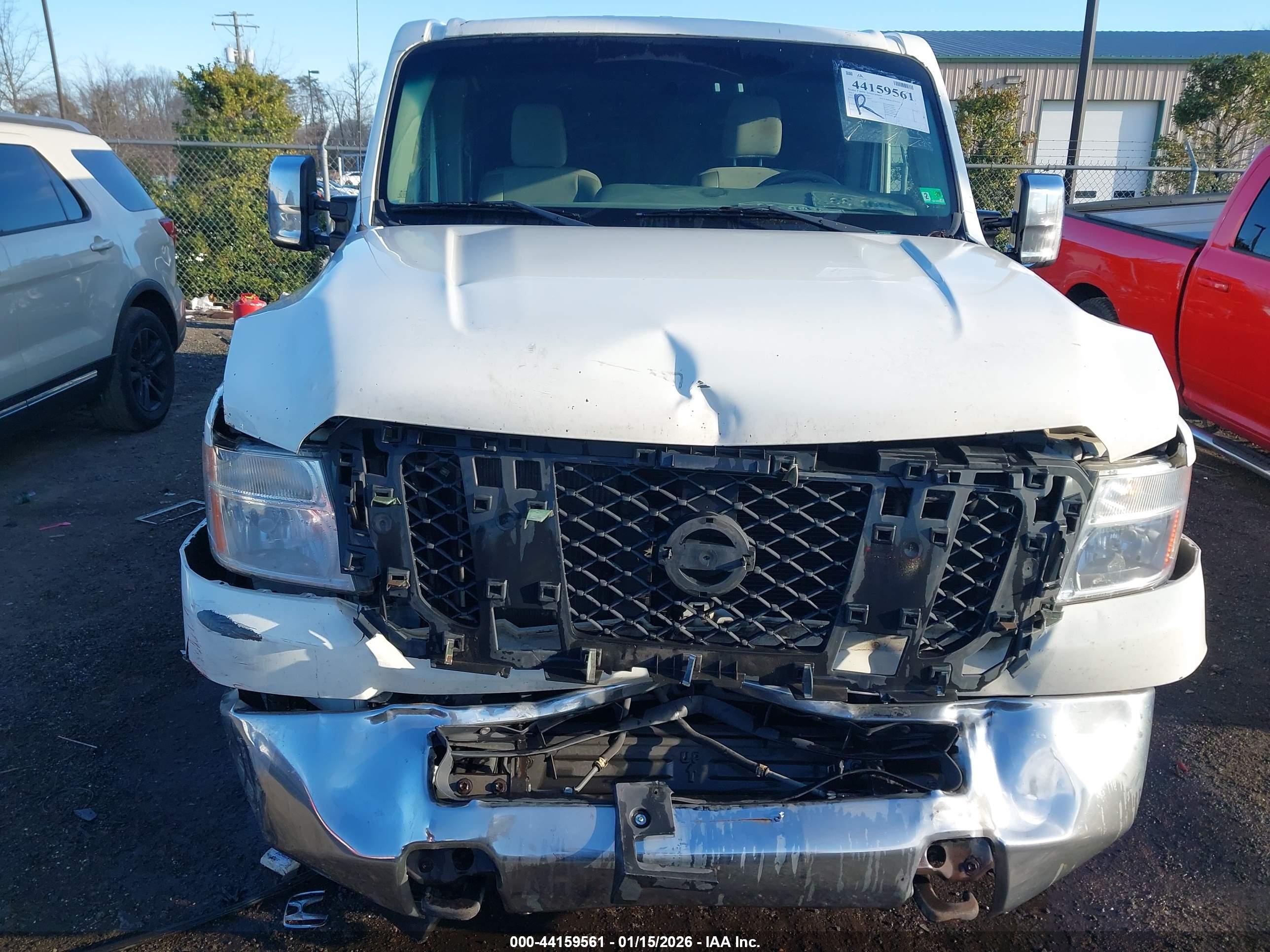 NISSAN NV image 6