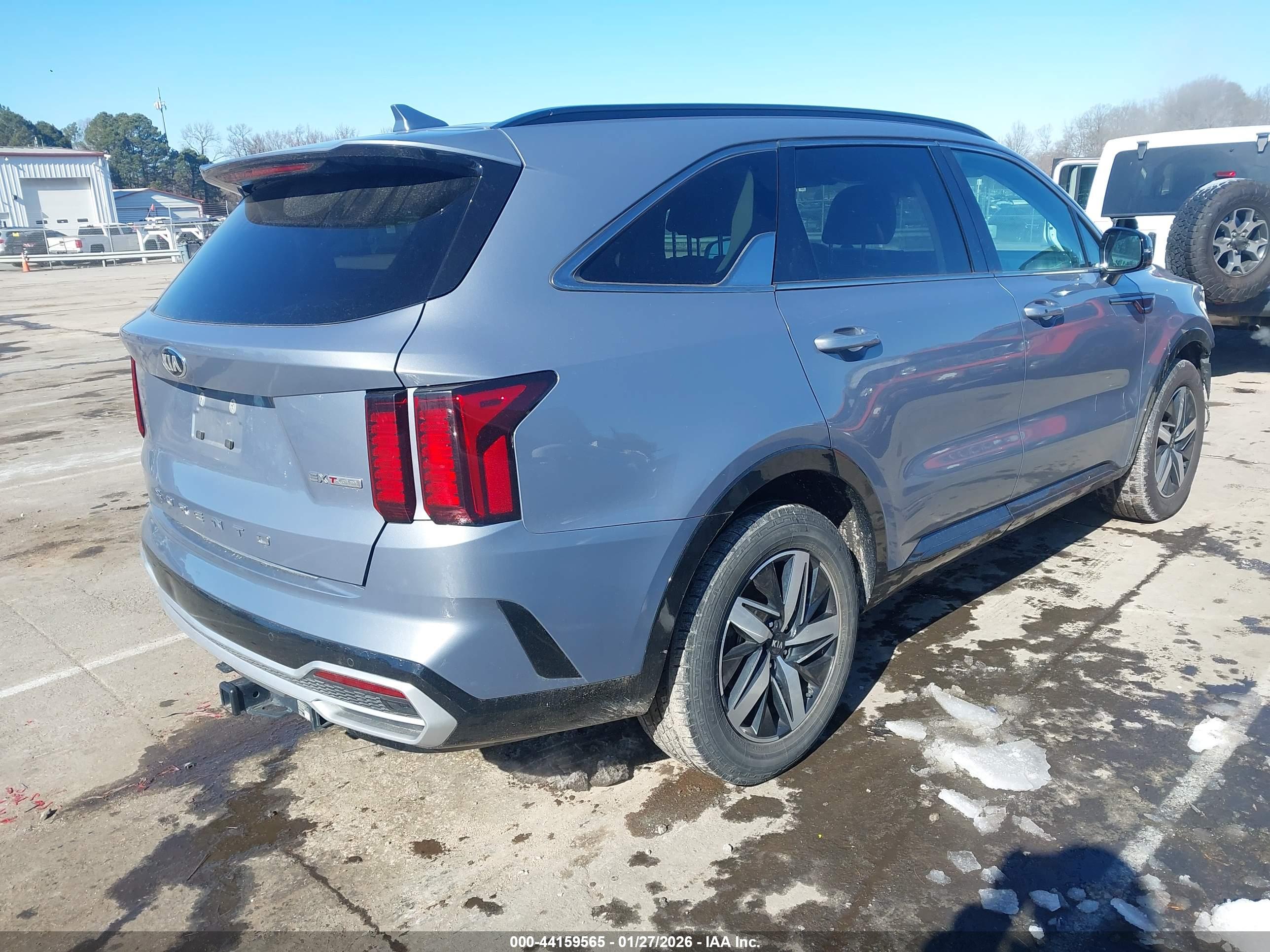 KIA SORENTO image 4