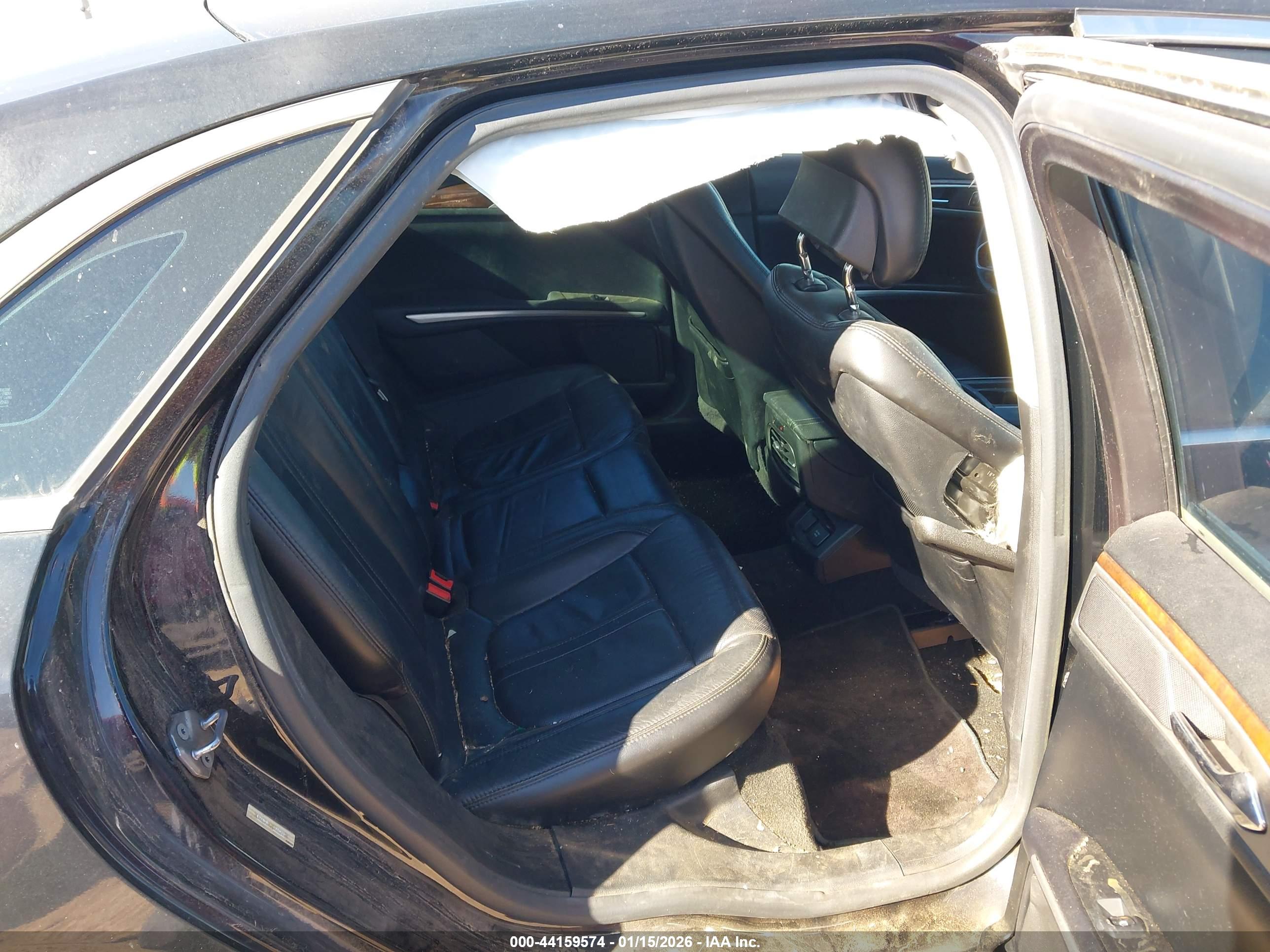 LINCOLN MKZ image 8