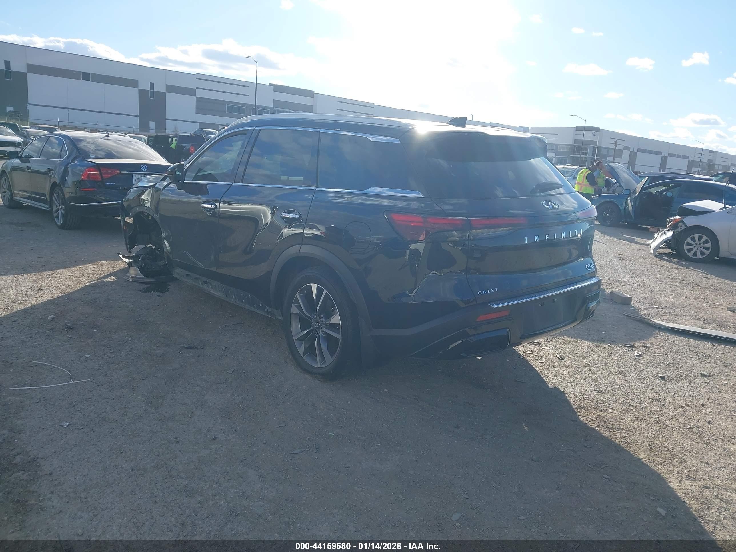 INFINITI QX60 image 3