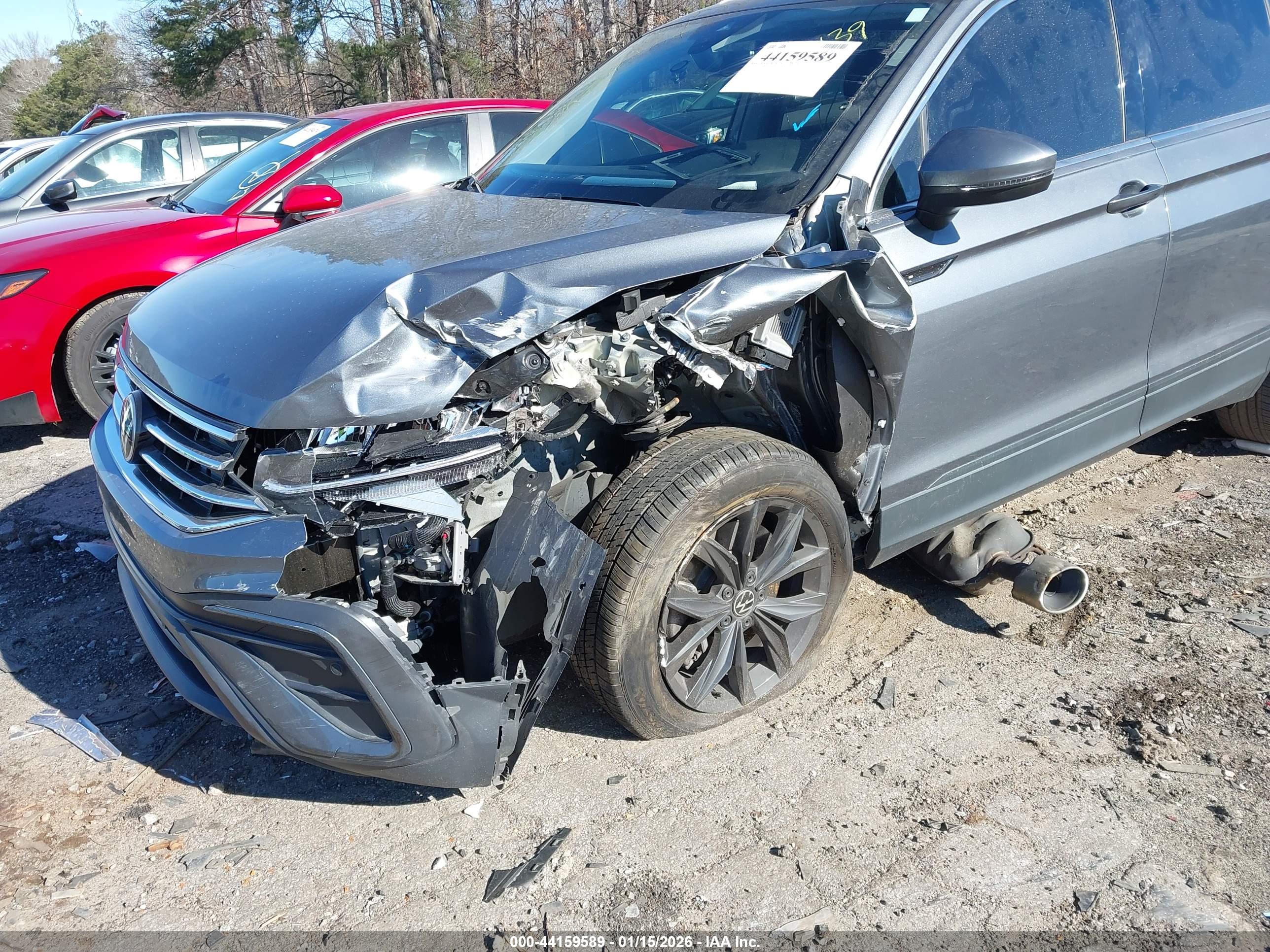 VOLKSWAGEN TIGUAN image 6
