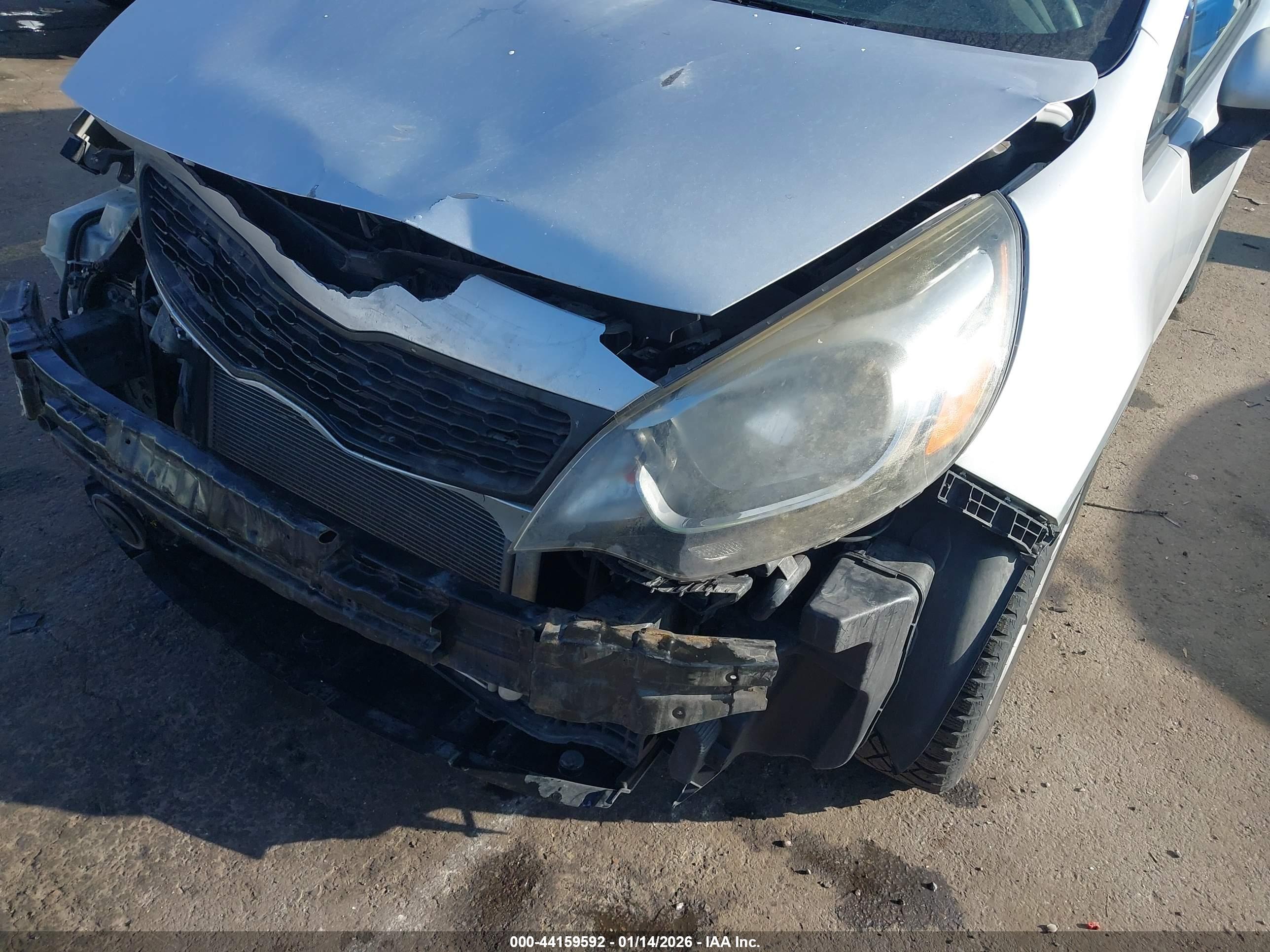 KIA RIO image 6
