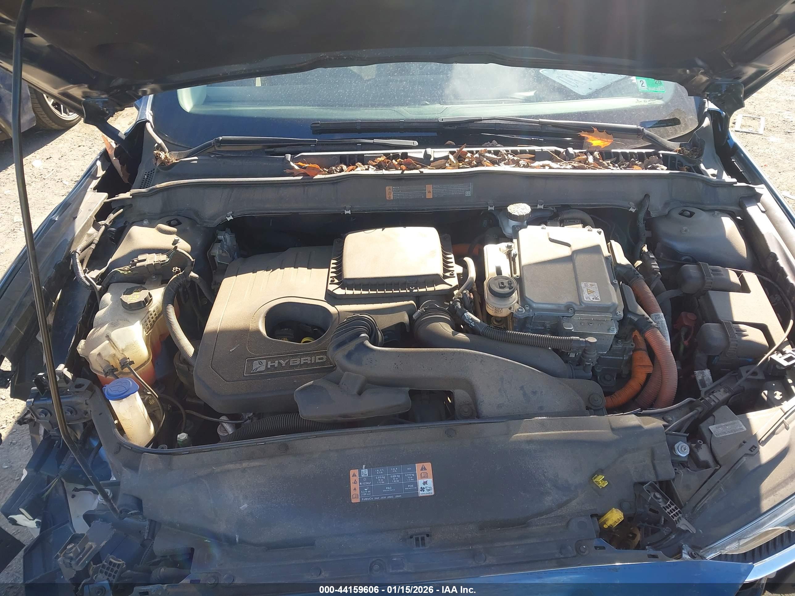 FORD FUSION image 10