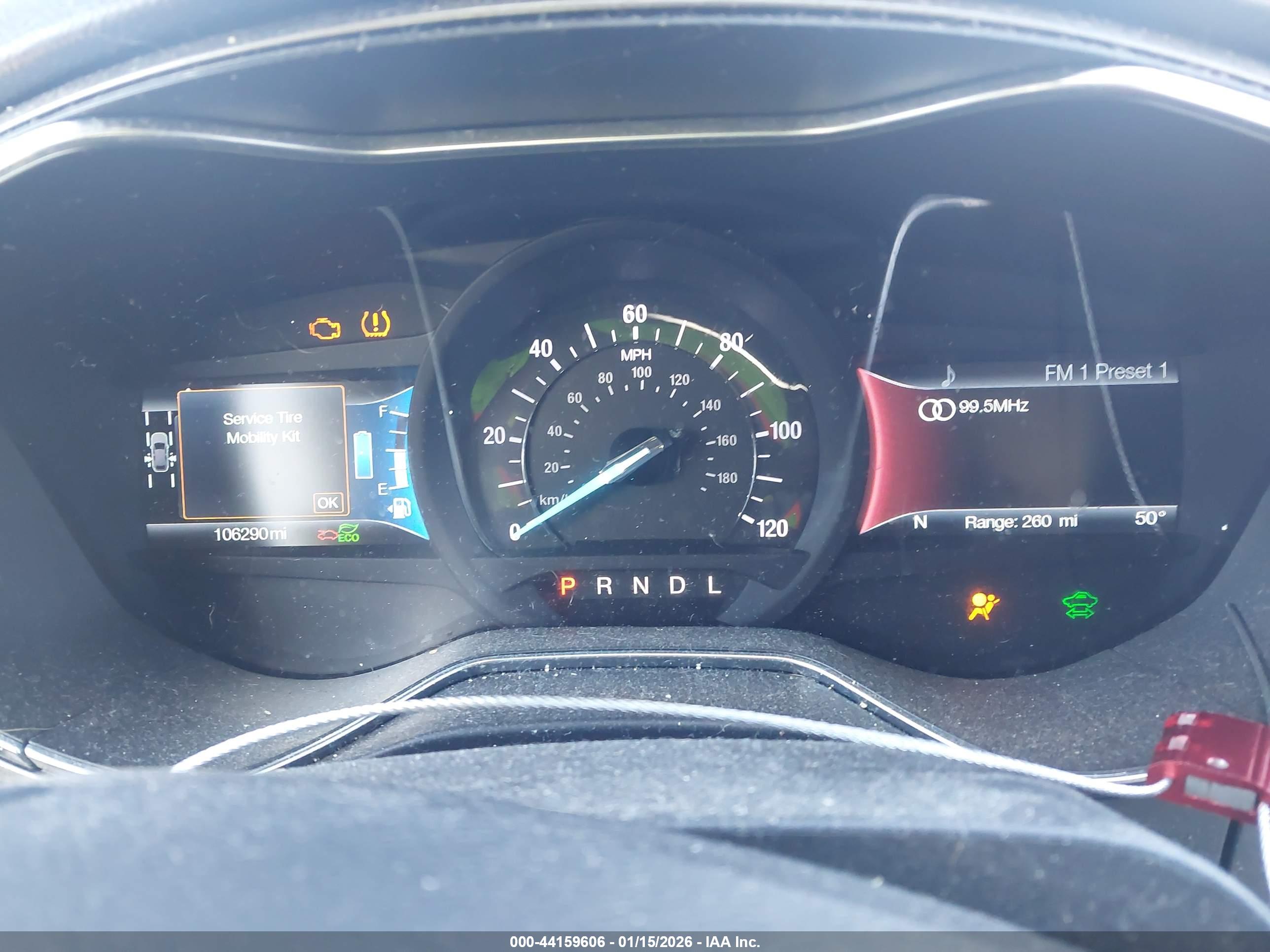 FORD FUSION image 7