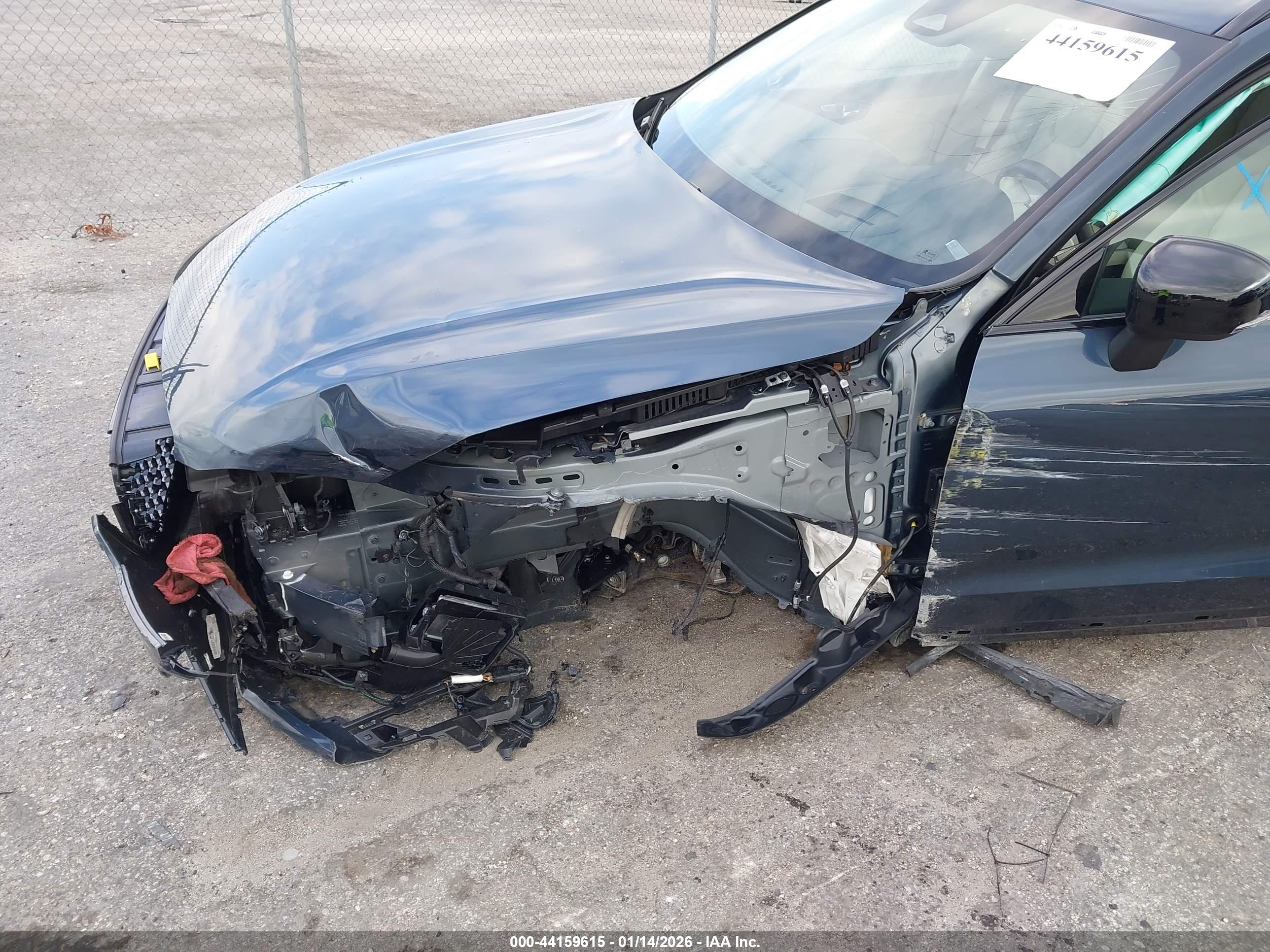 VOLVO XC60 image 6