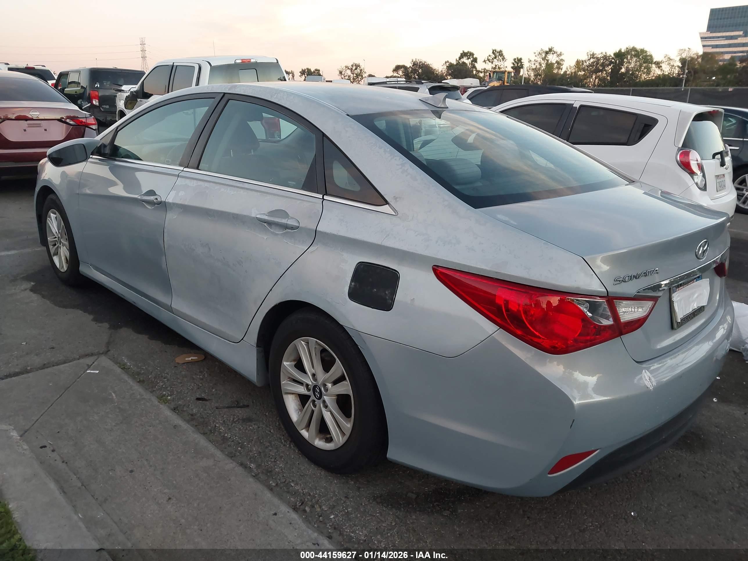 HYUNDAI SONATA image 3