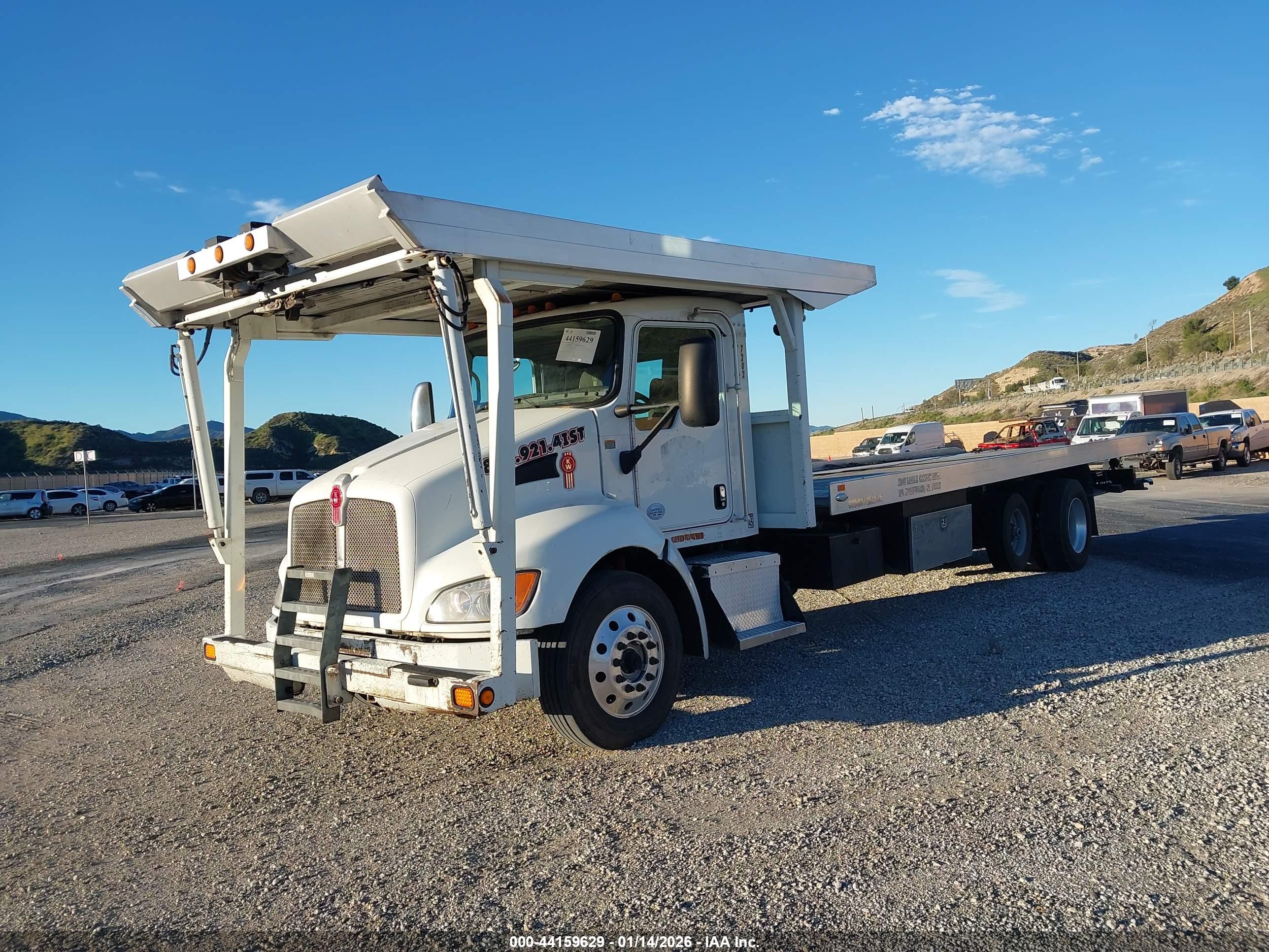 KENWORTH CONSTRUCTION image 2