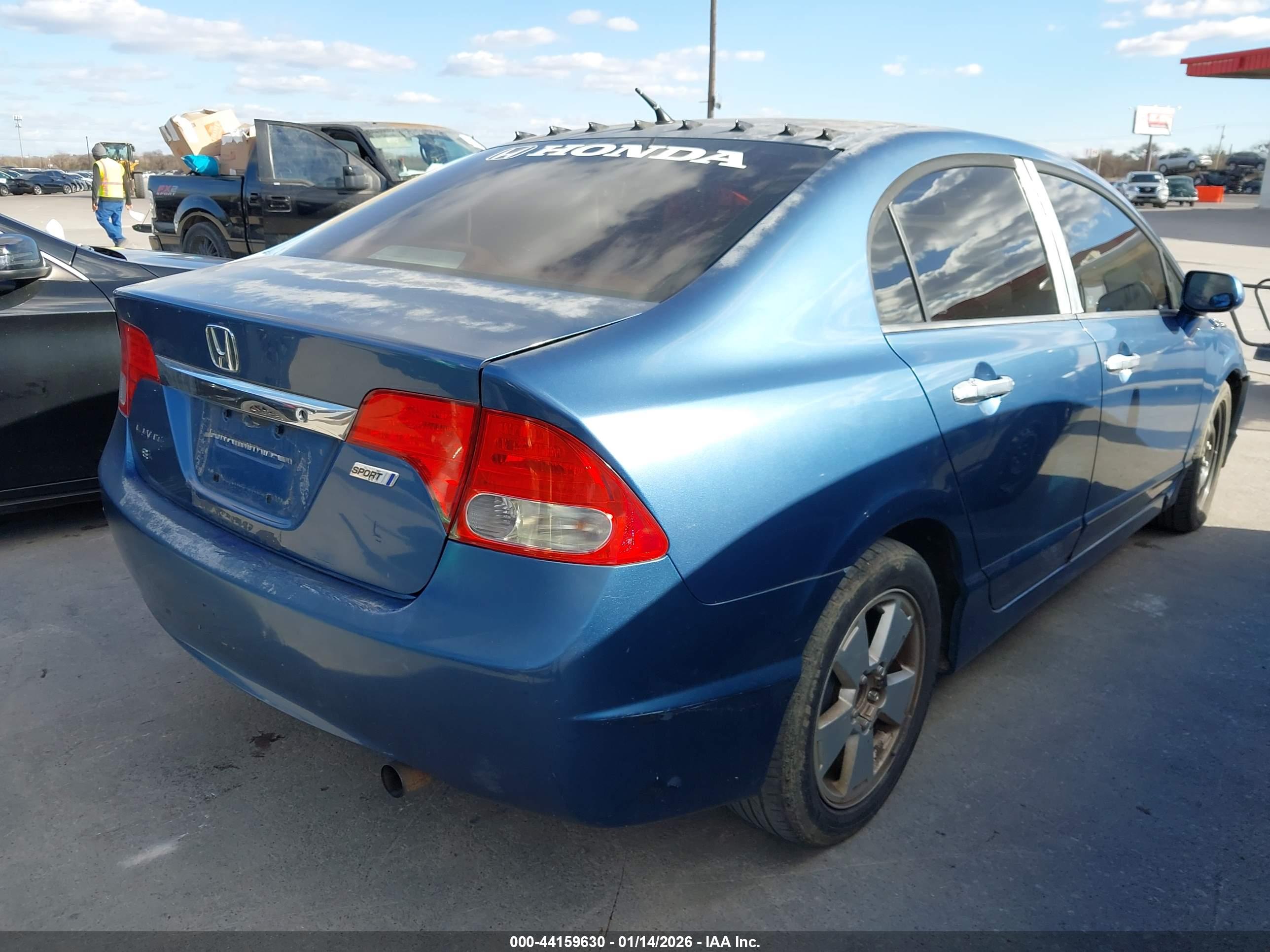 HONDA CIVIC image 4