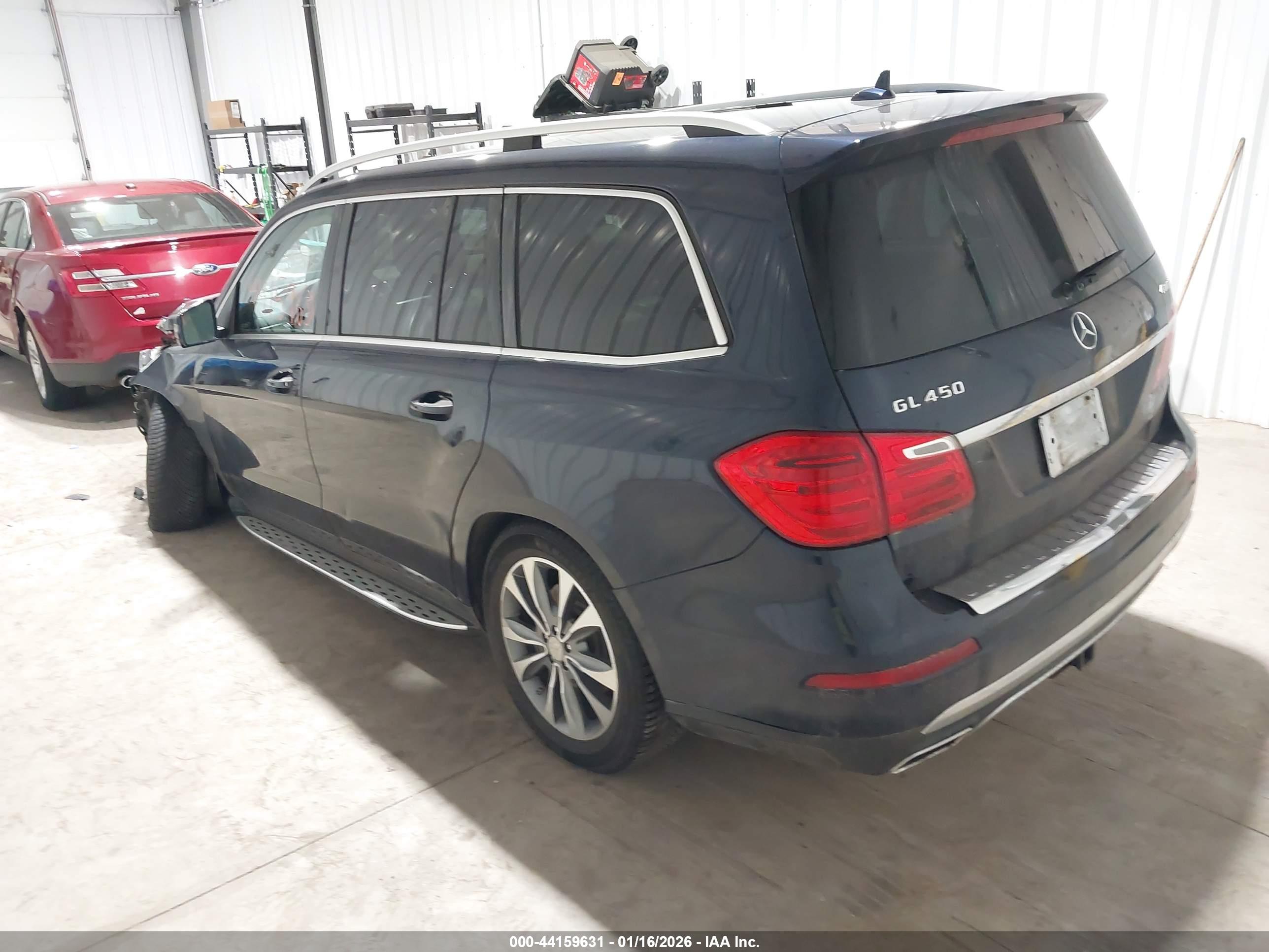 MERCEDES-BENZ GL image 3