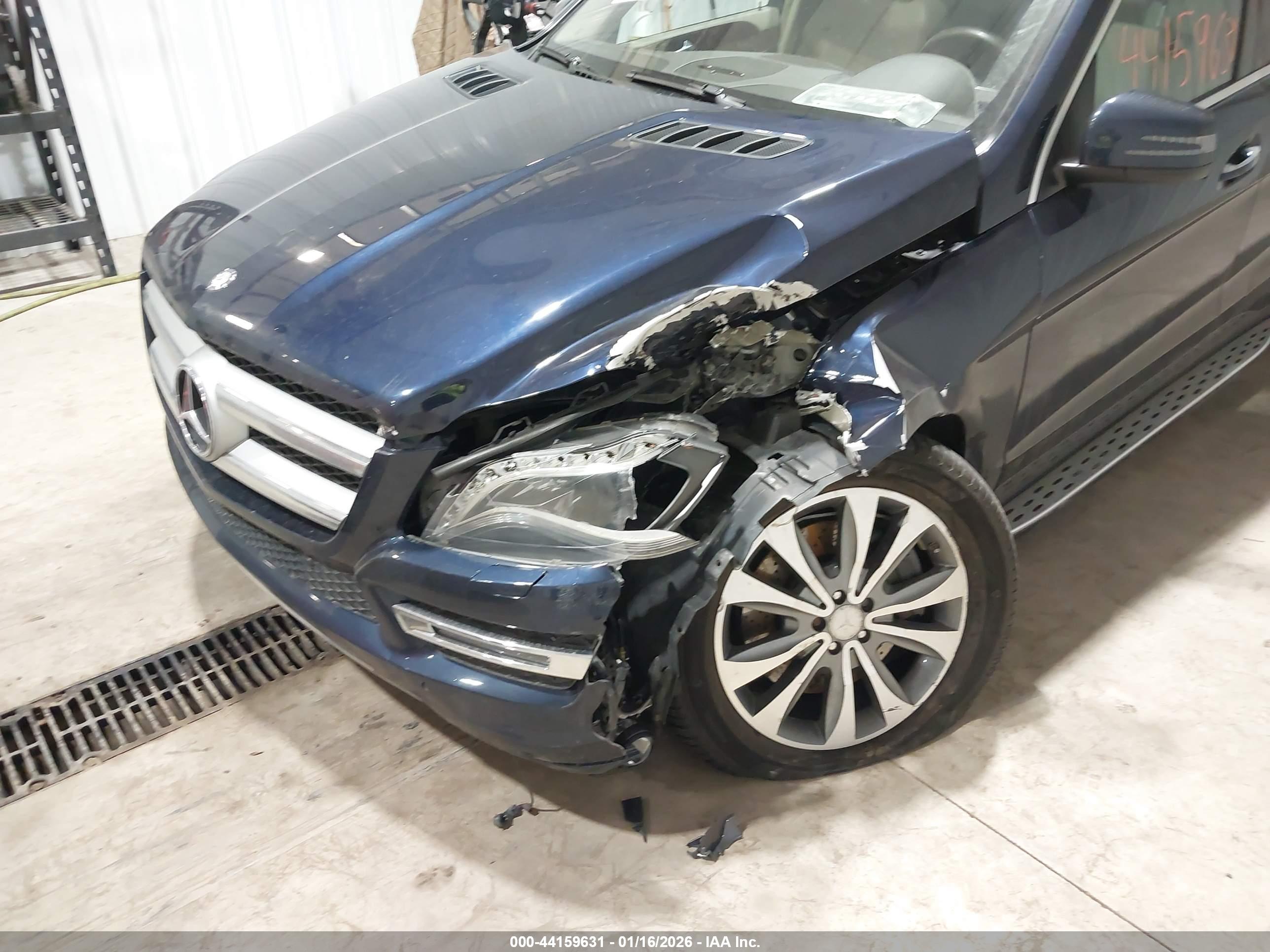 MERCEDES-BENZ GL image 6