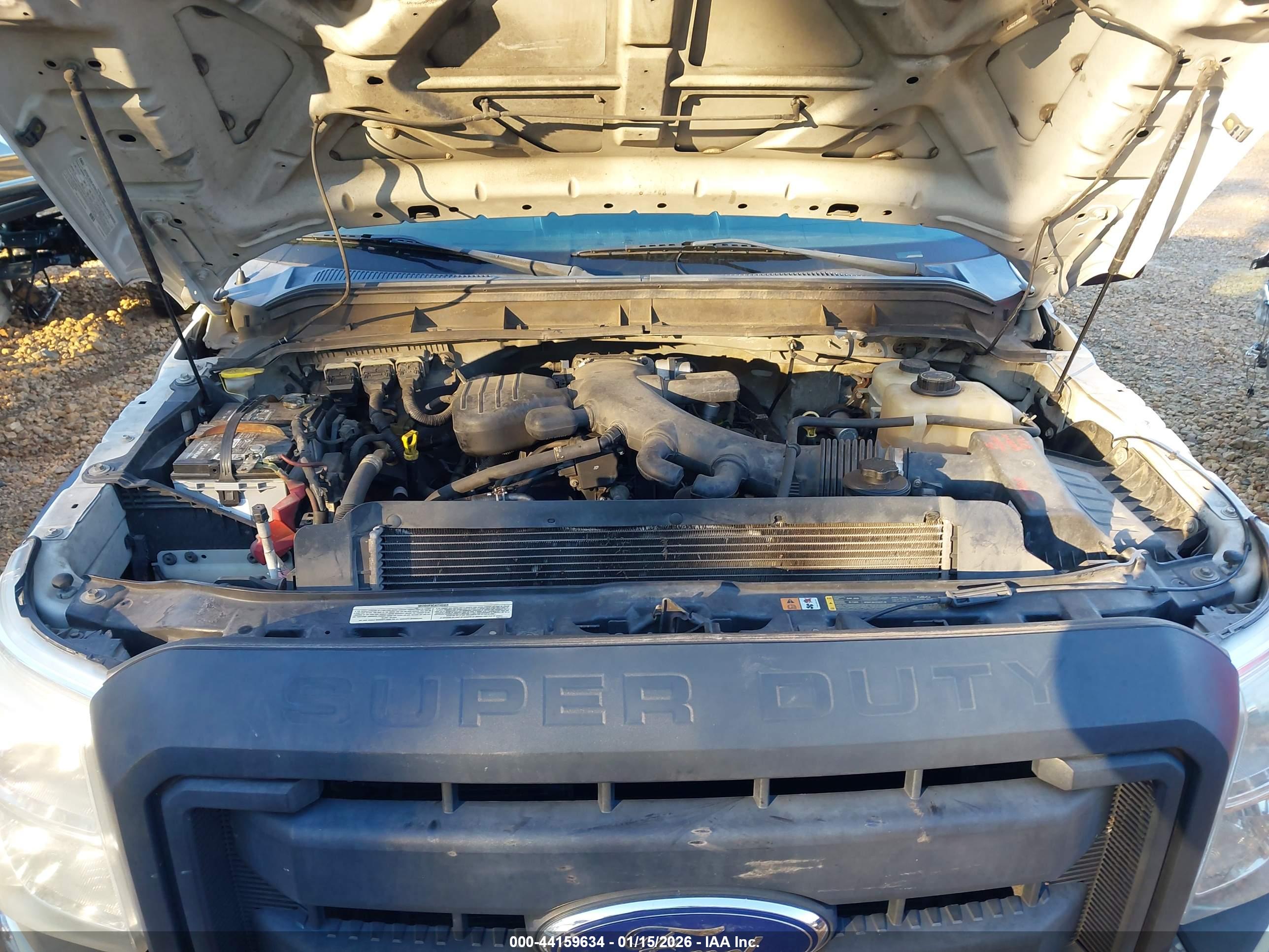 FORD F-550 image 10