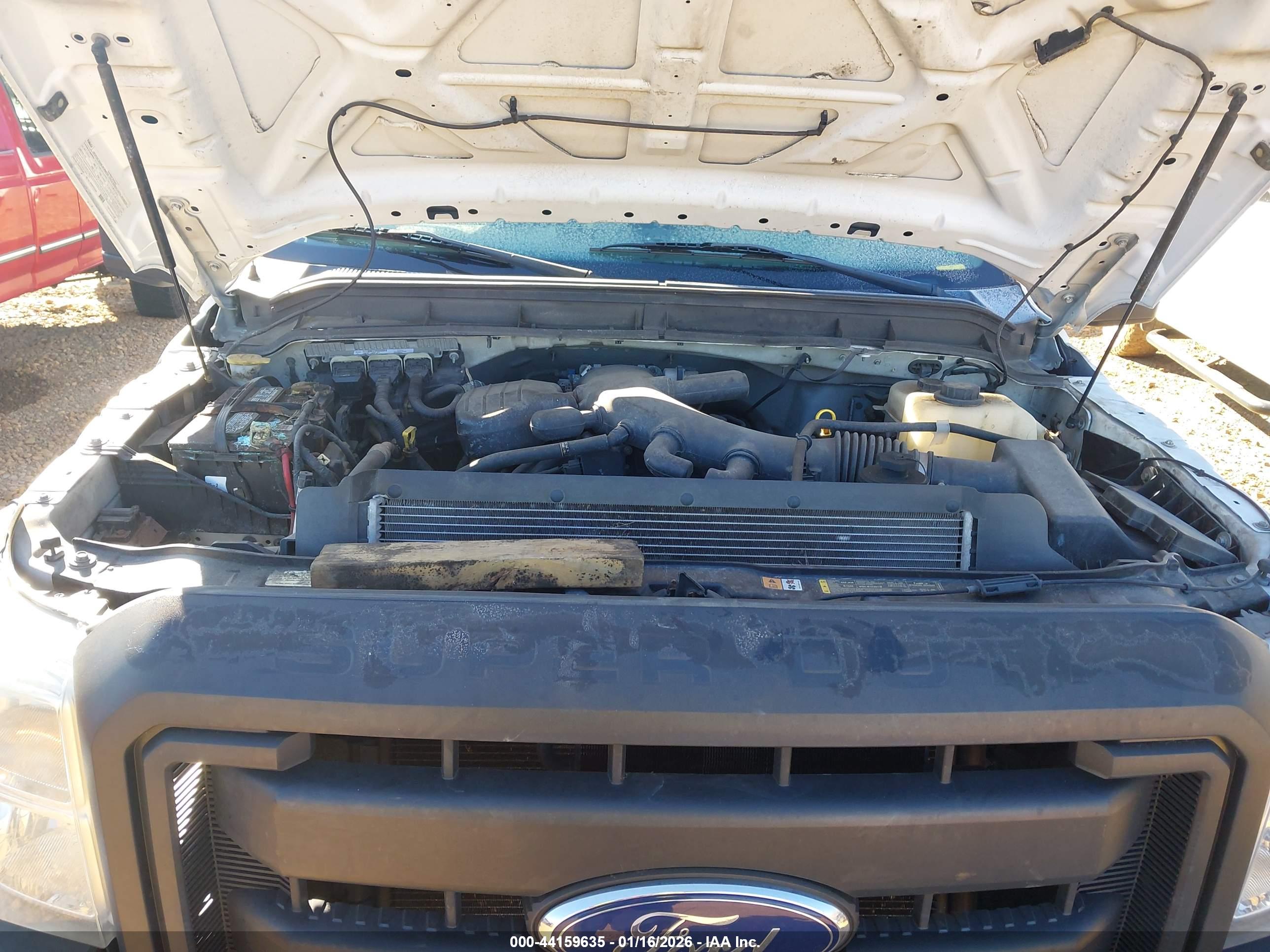 FORD F-550 image 10