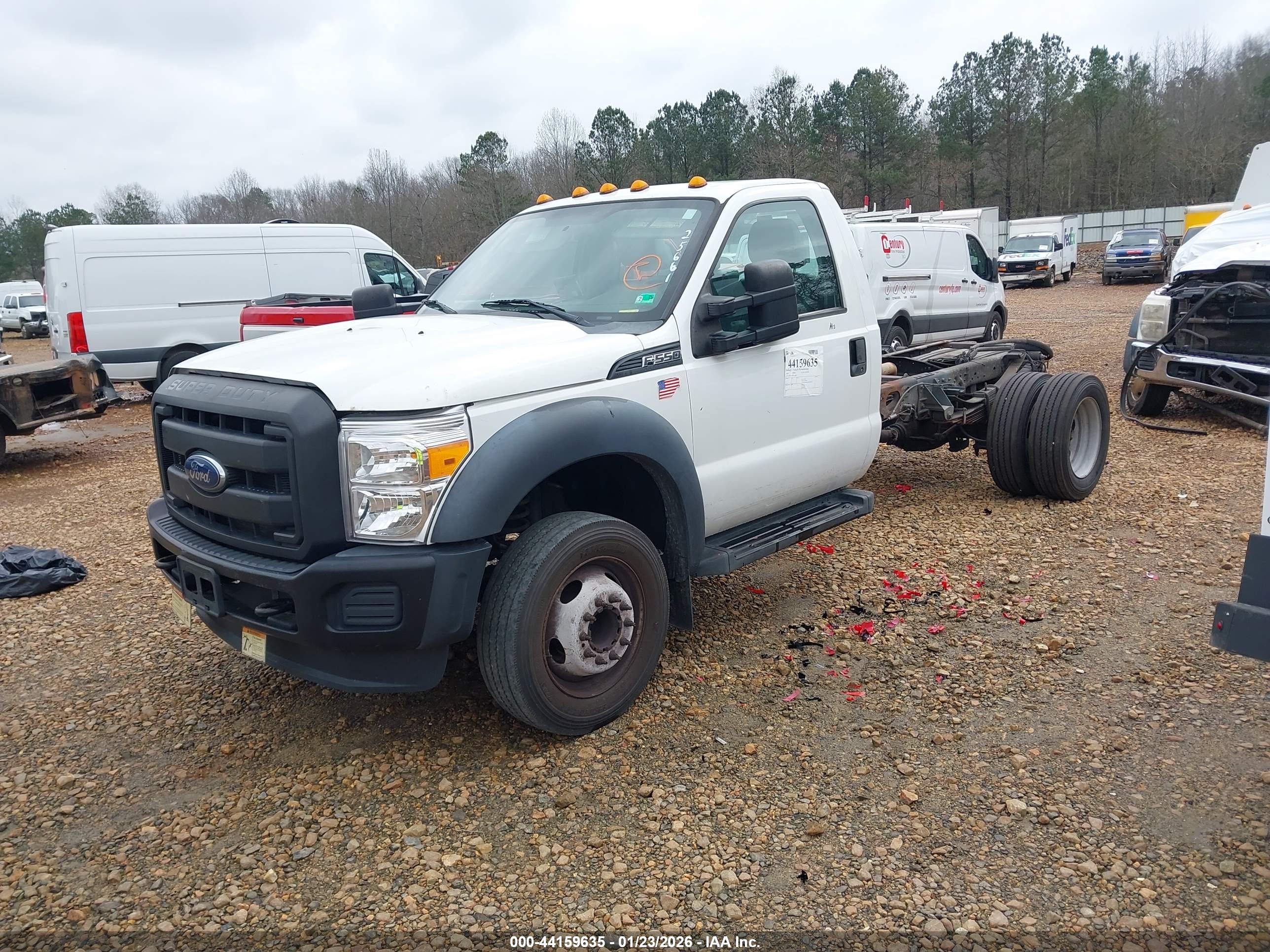 FORD F-550 image 2