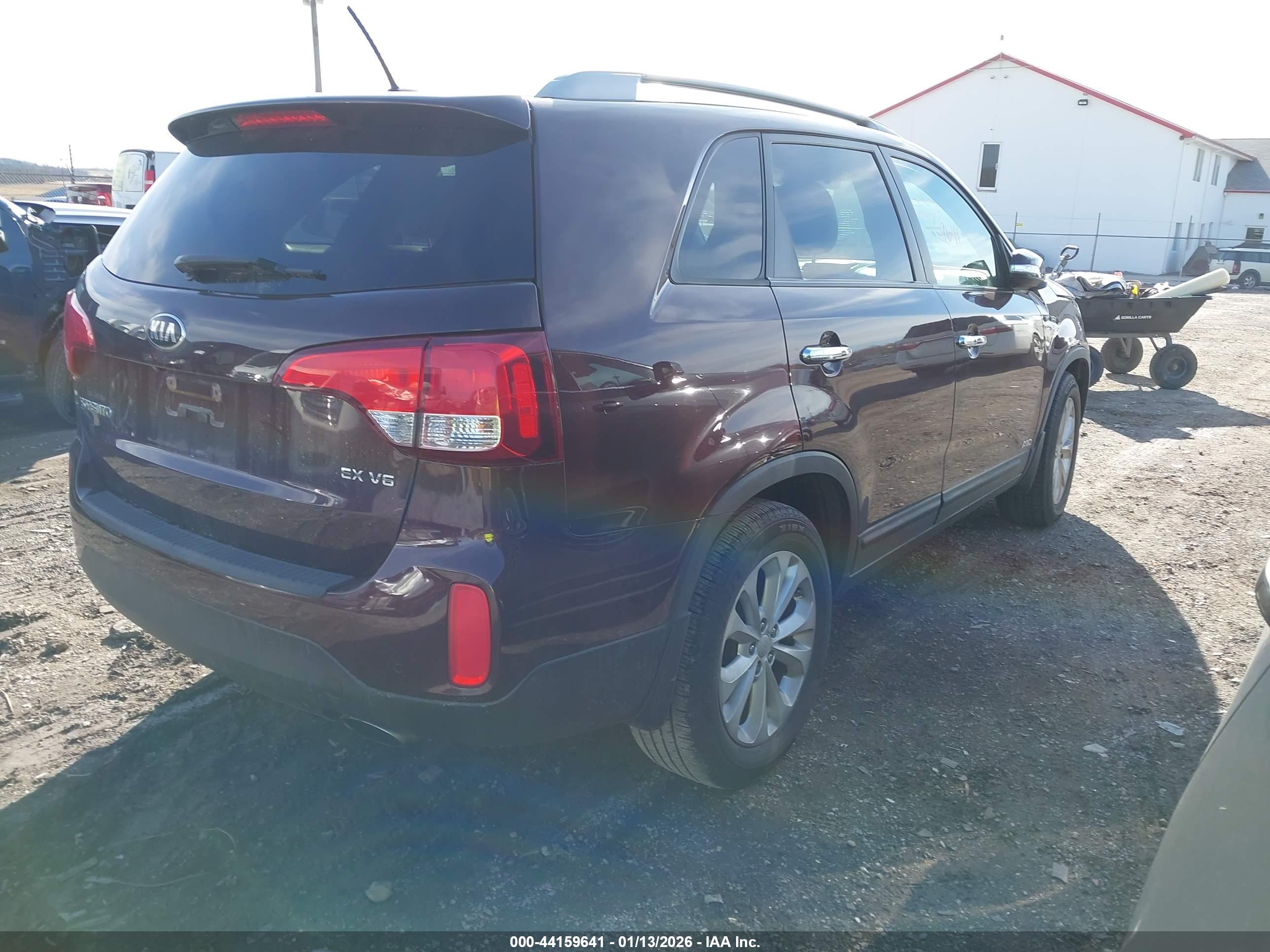KIA SORENTO image 4