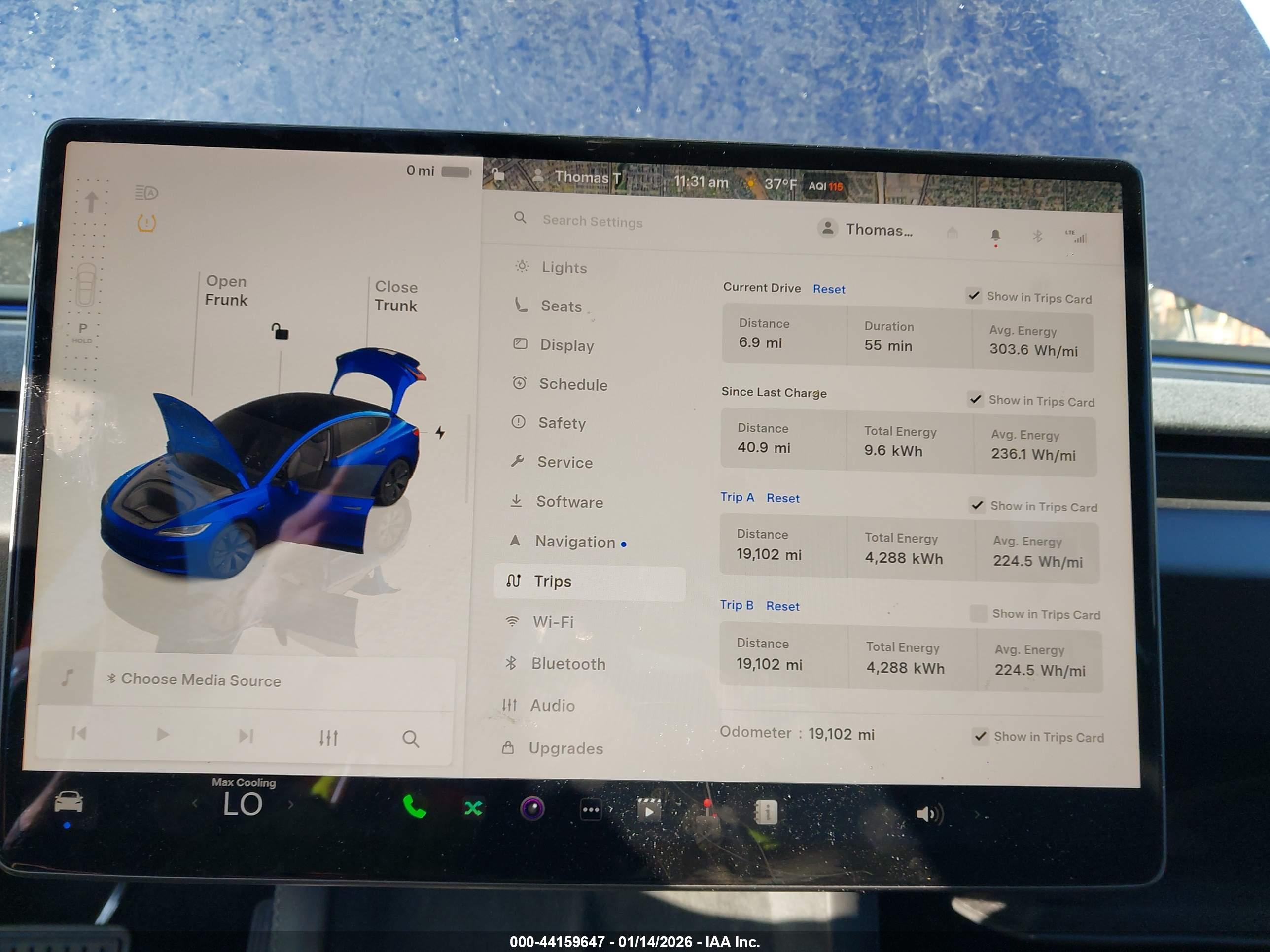 TESLA MODEL image 7