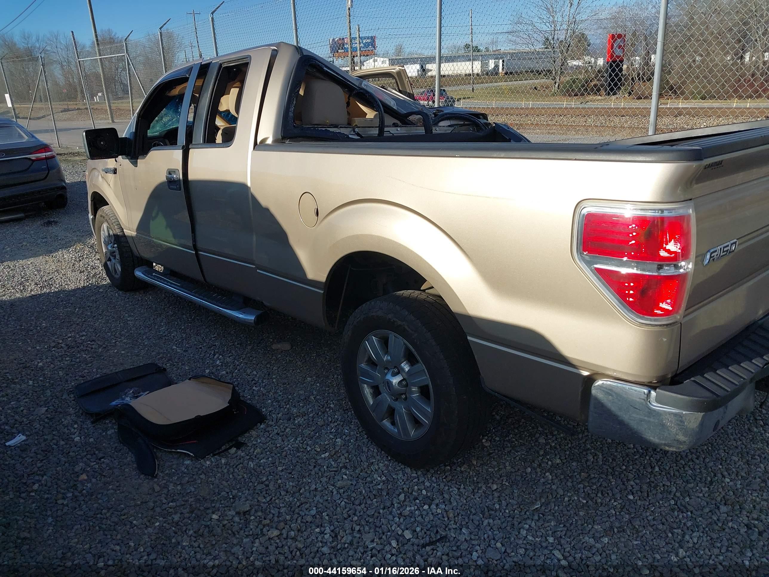 FORD F-150 image 3