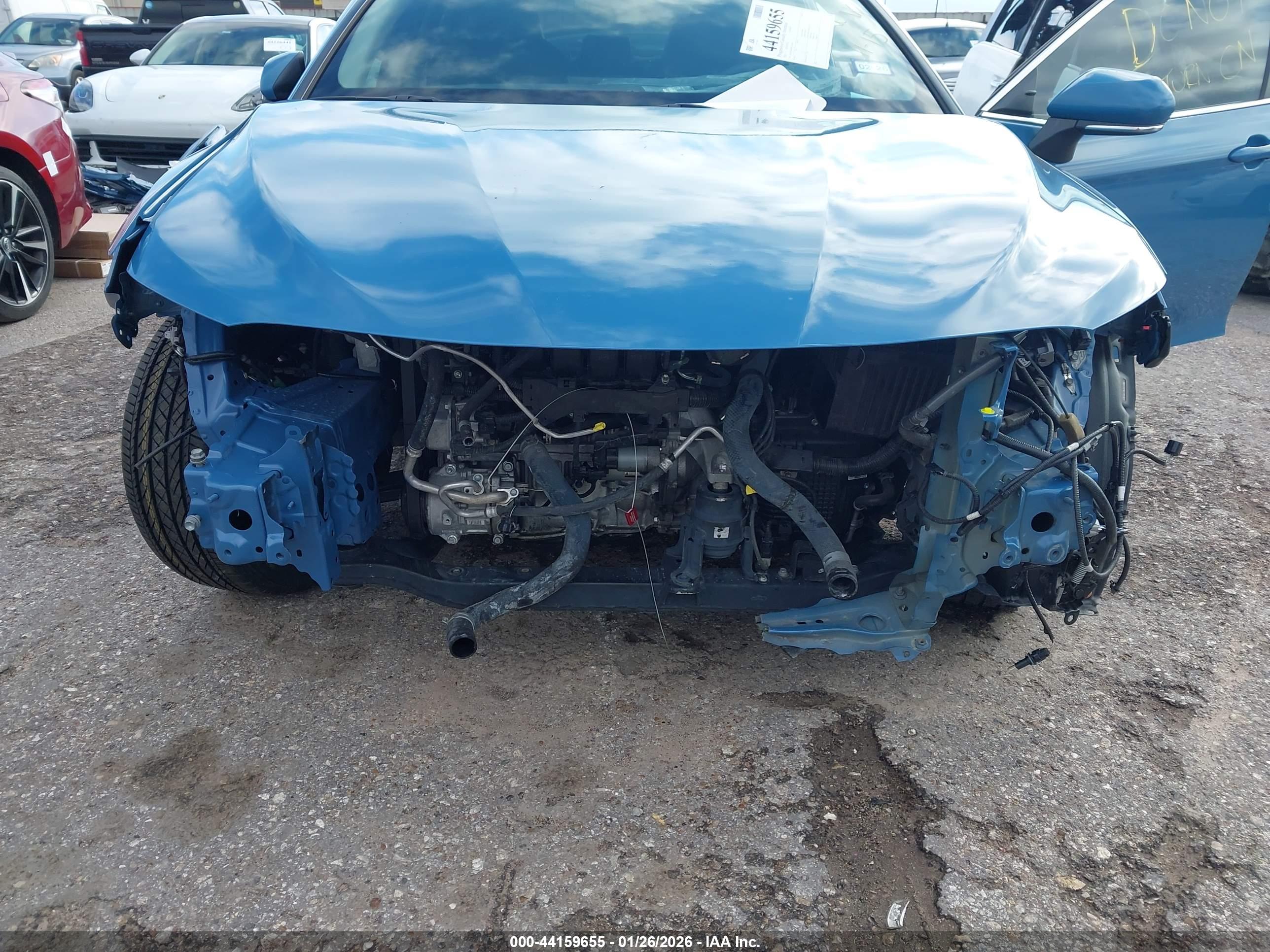 TOYOTA CAMRY image 6