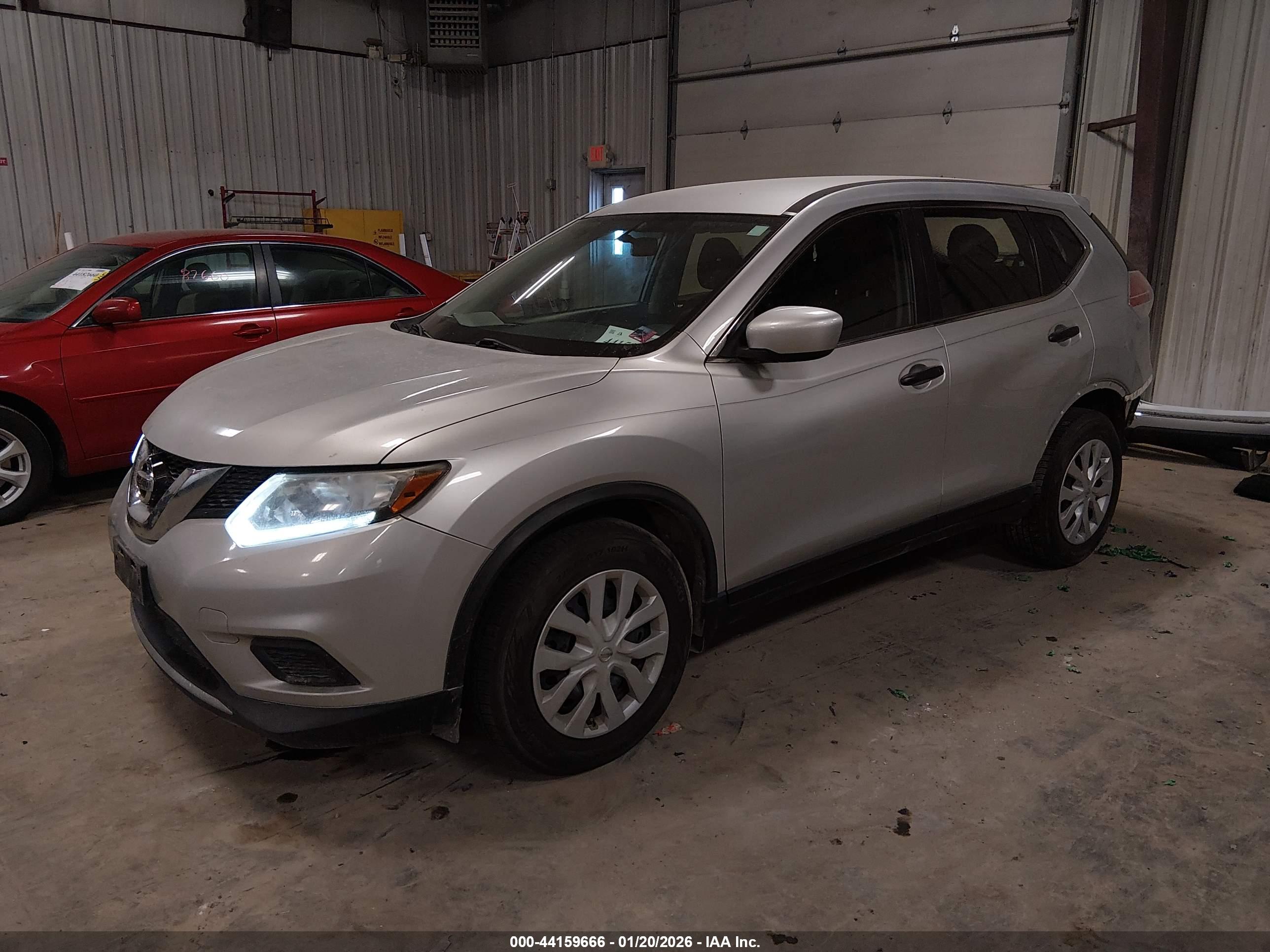 NISSAN ROGUE image 2