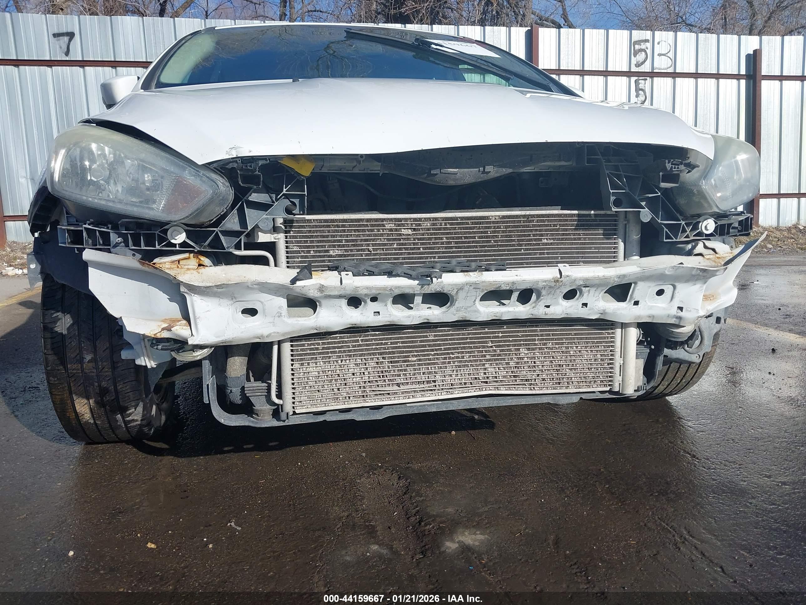 FORD FOCUS image 6