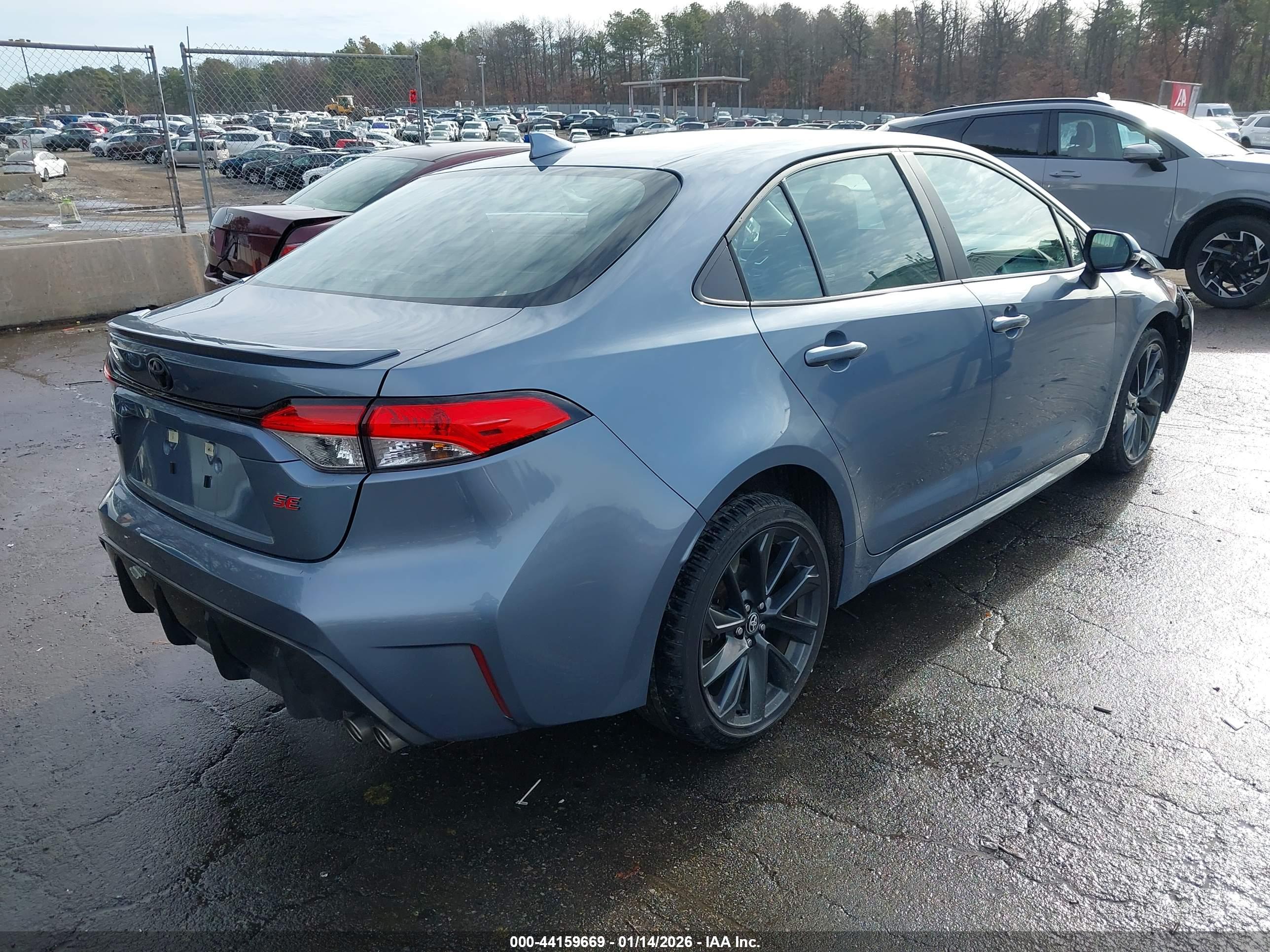 TOYOTA COROLLA image 4