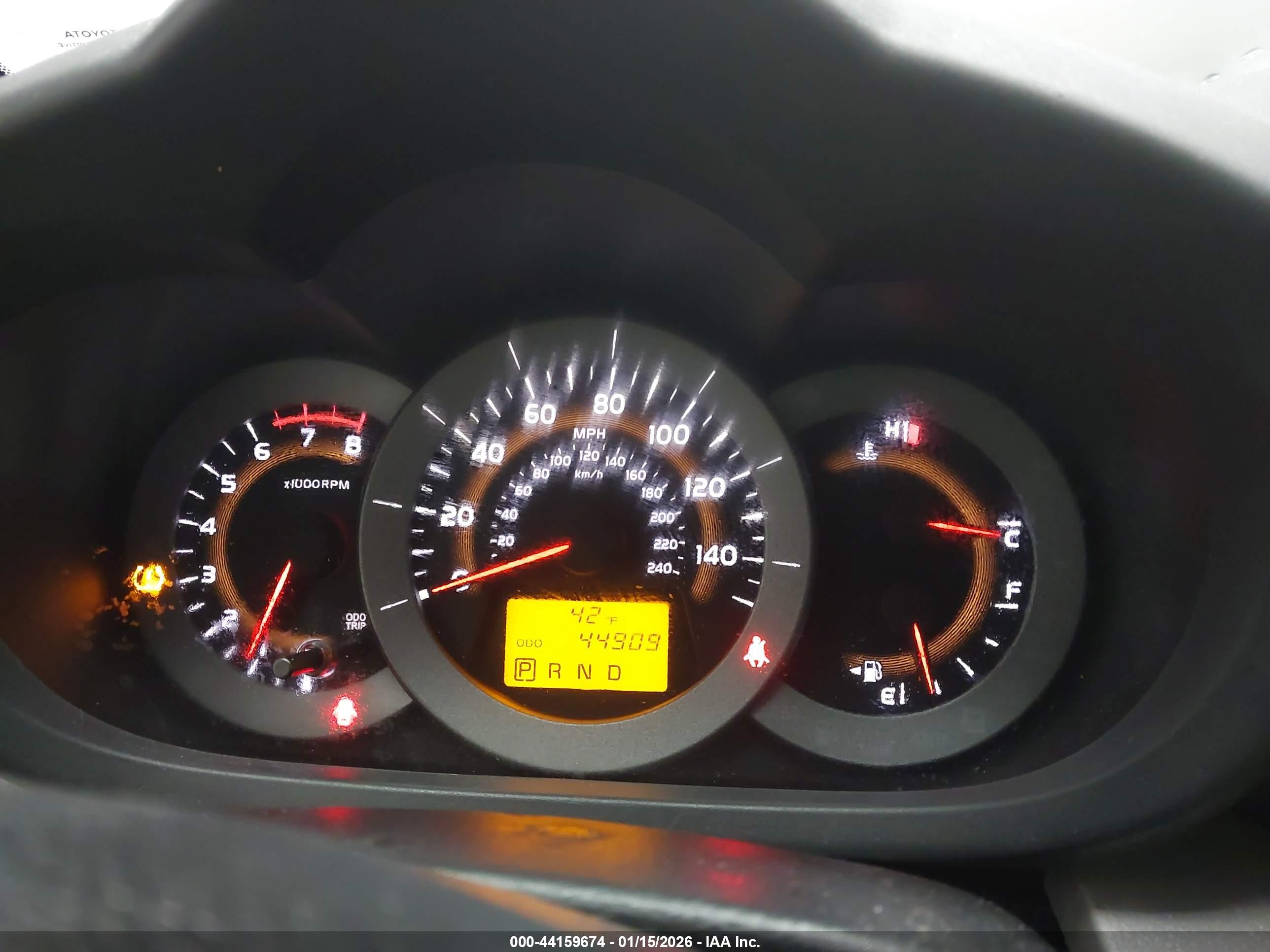TOYOTA RAV4 image 7