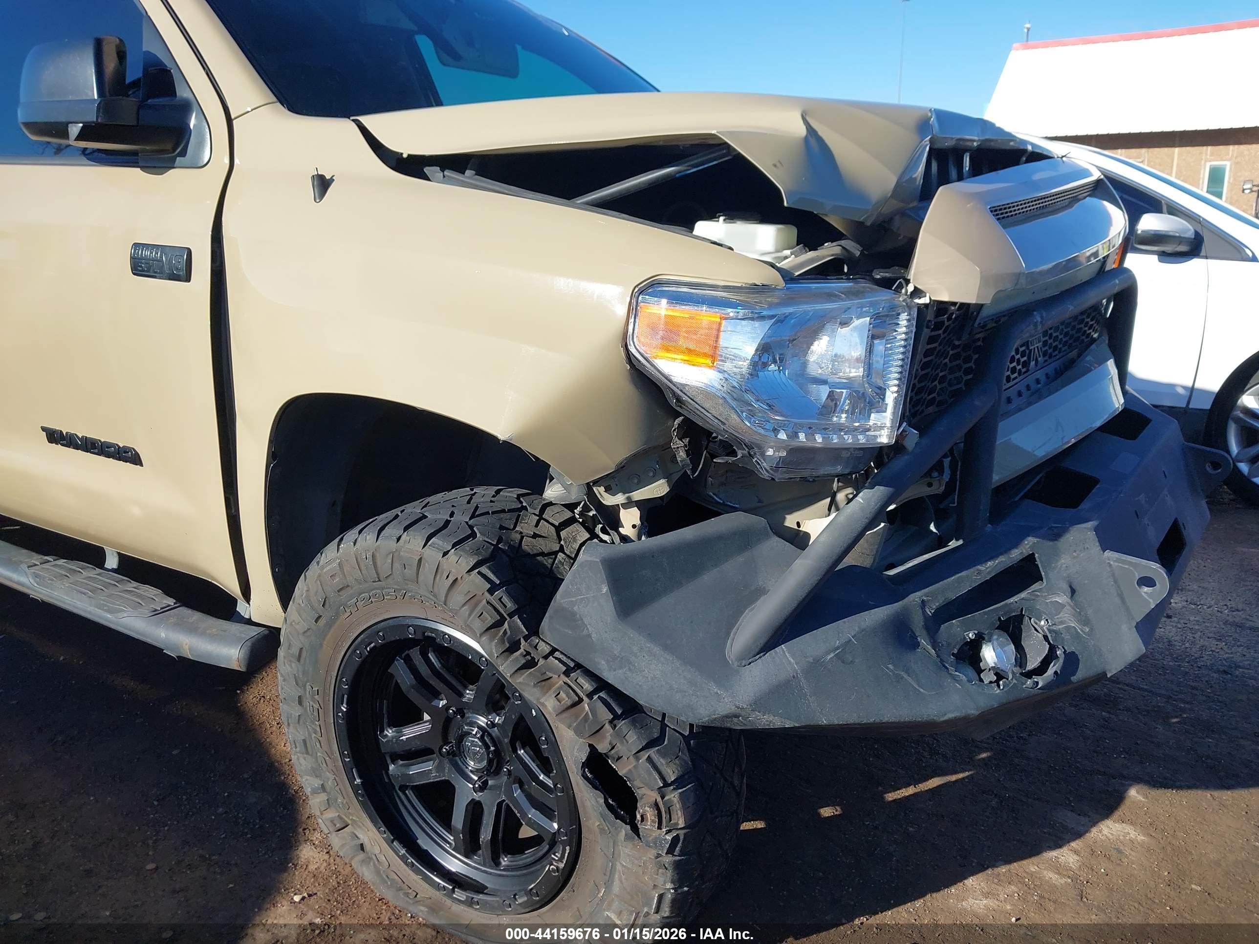 TOYOTA TUNDRA image 6