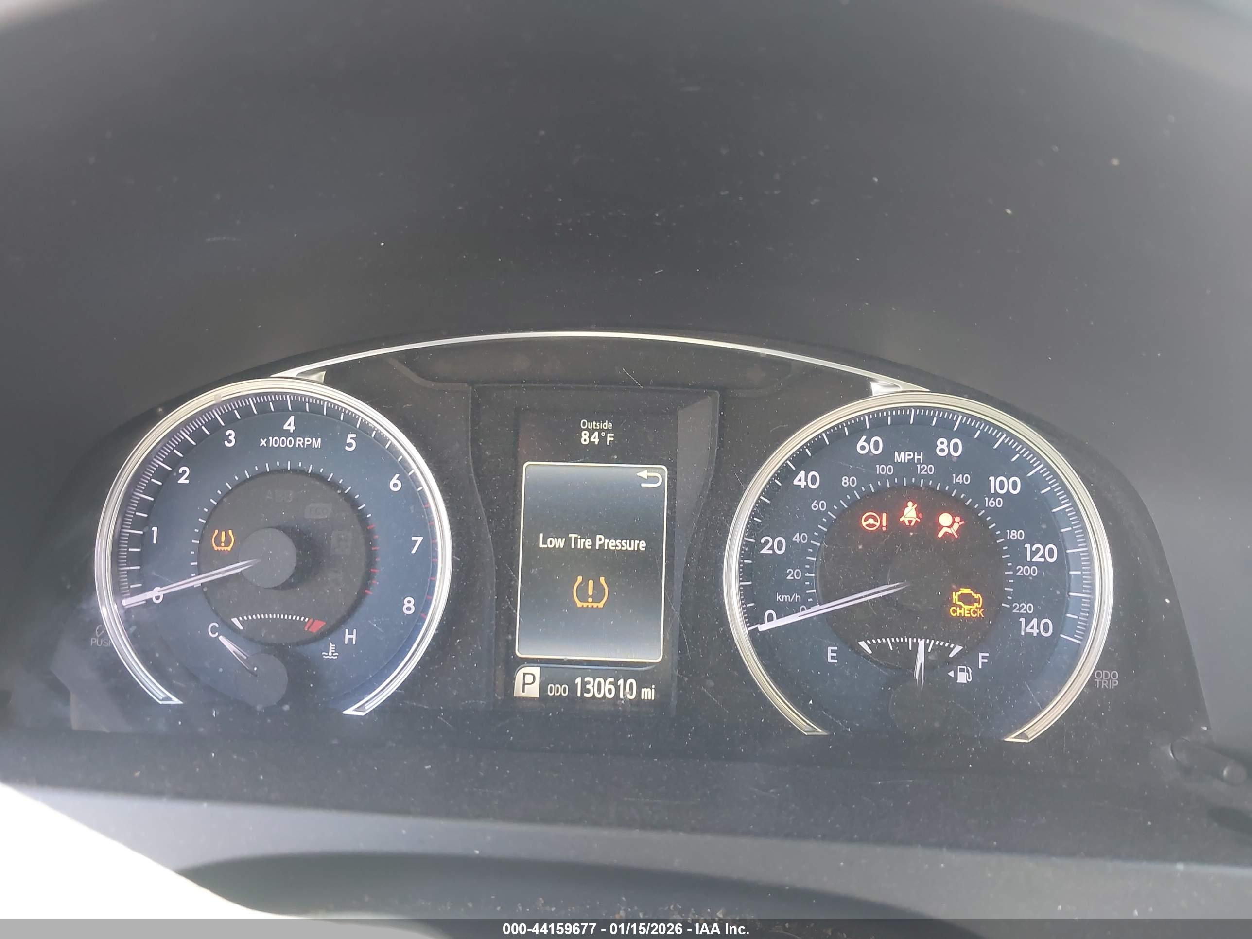 TOYOTA CAMRY image 7