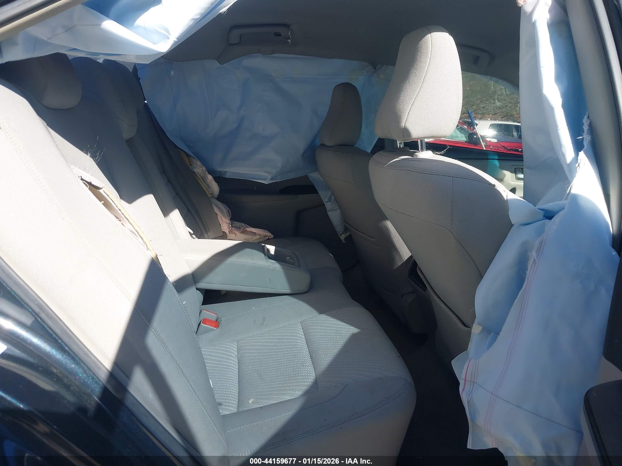 TOYOTA CAMRY image 8