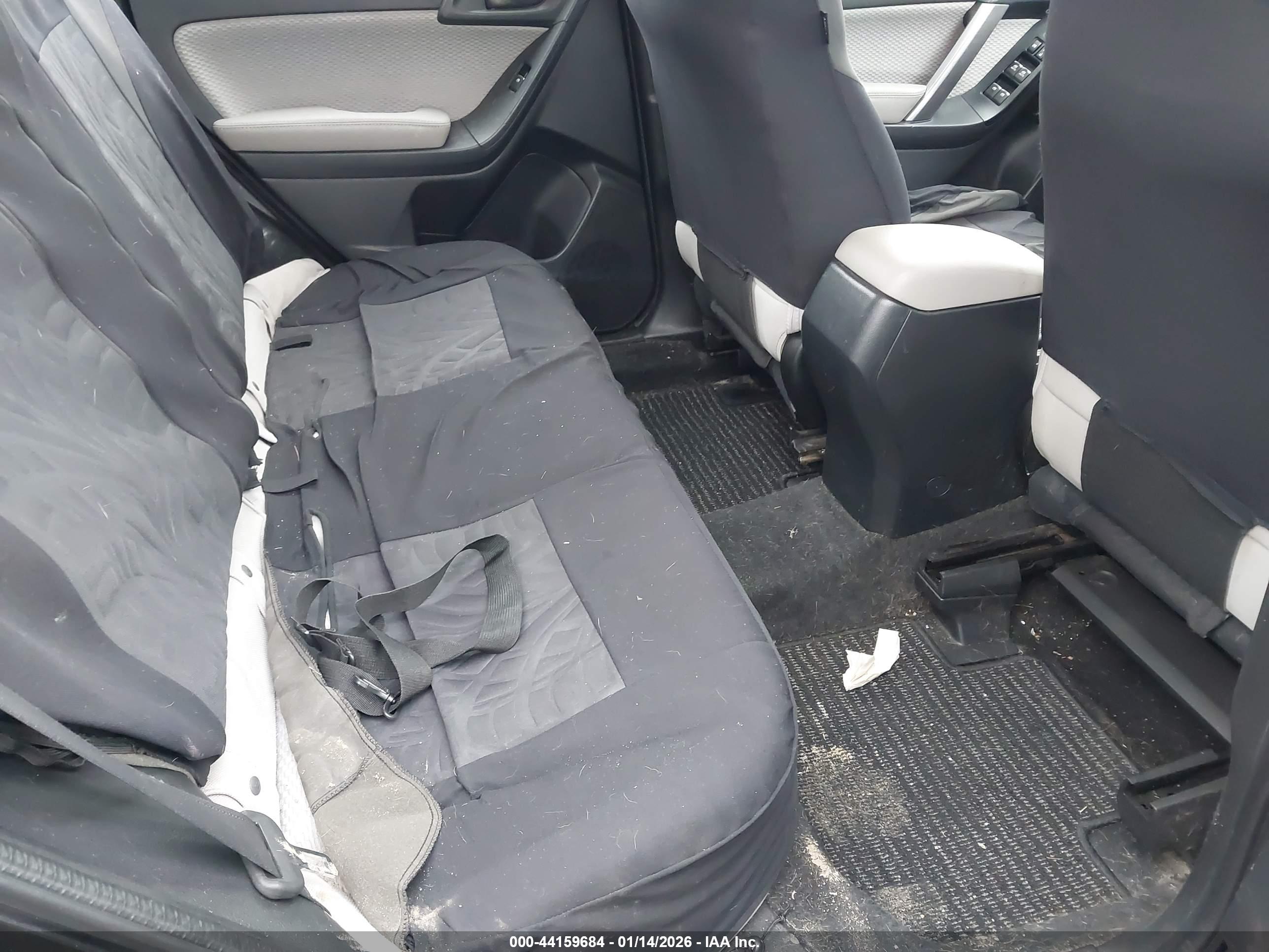 SUBARU FORESTER image 8