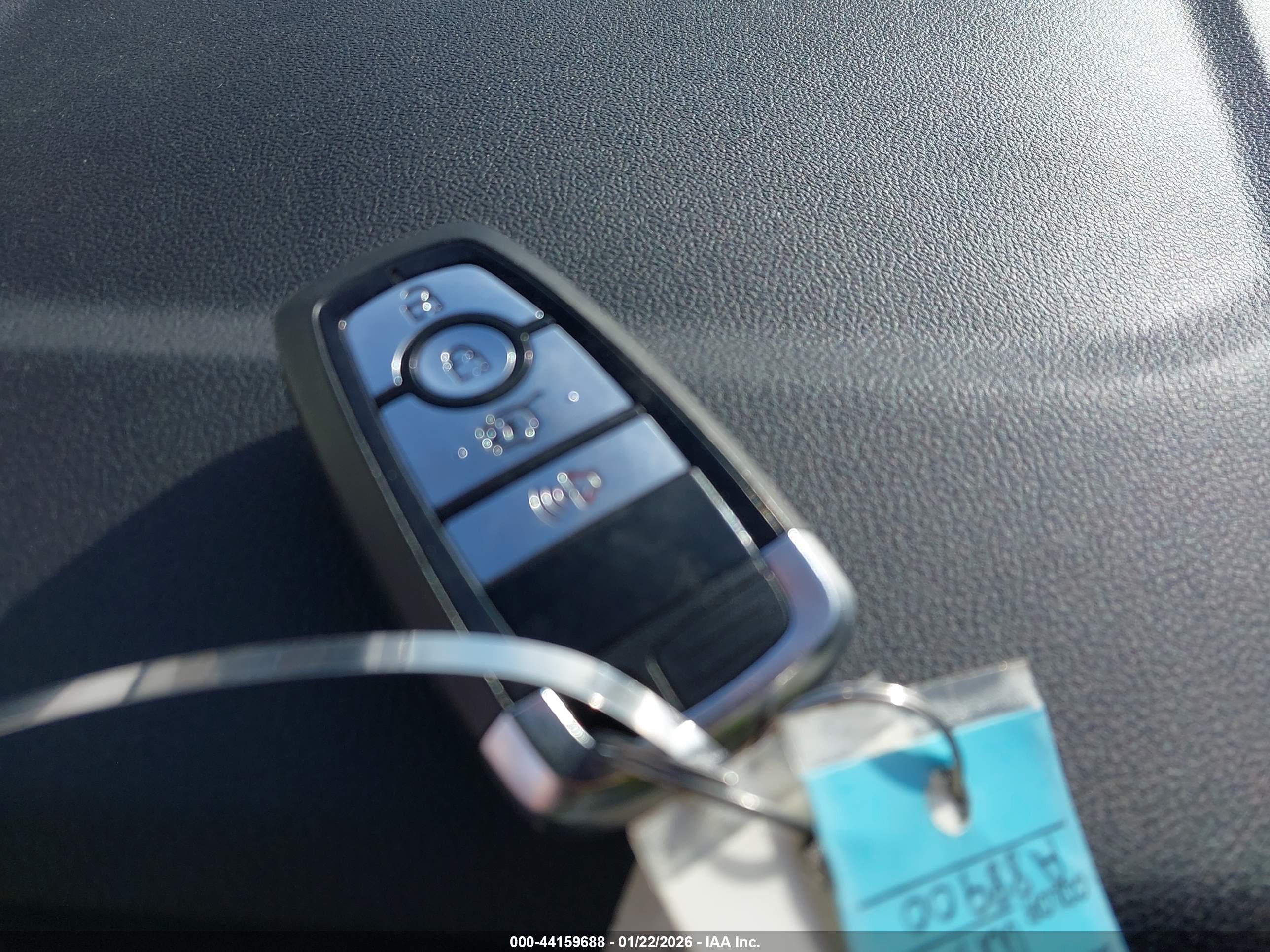 FORD ESCAPE image 11