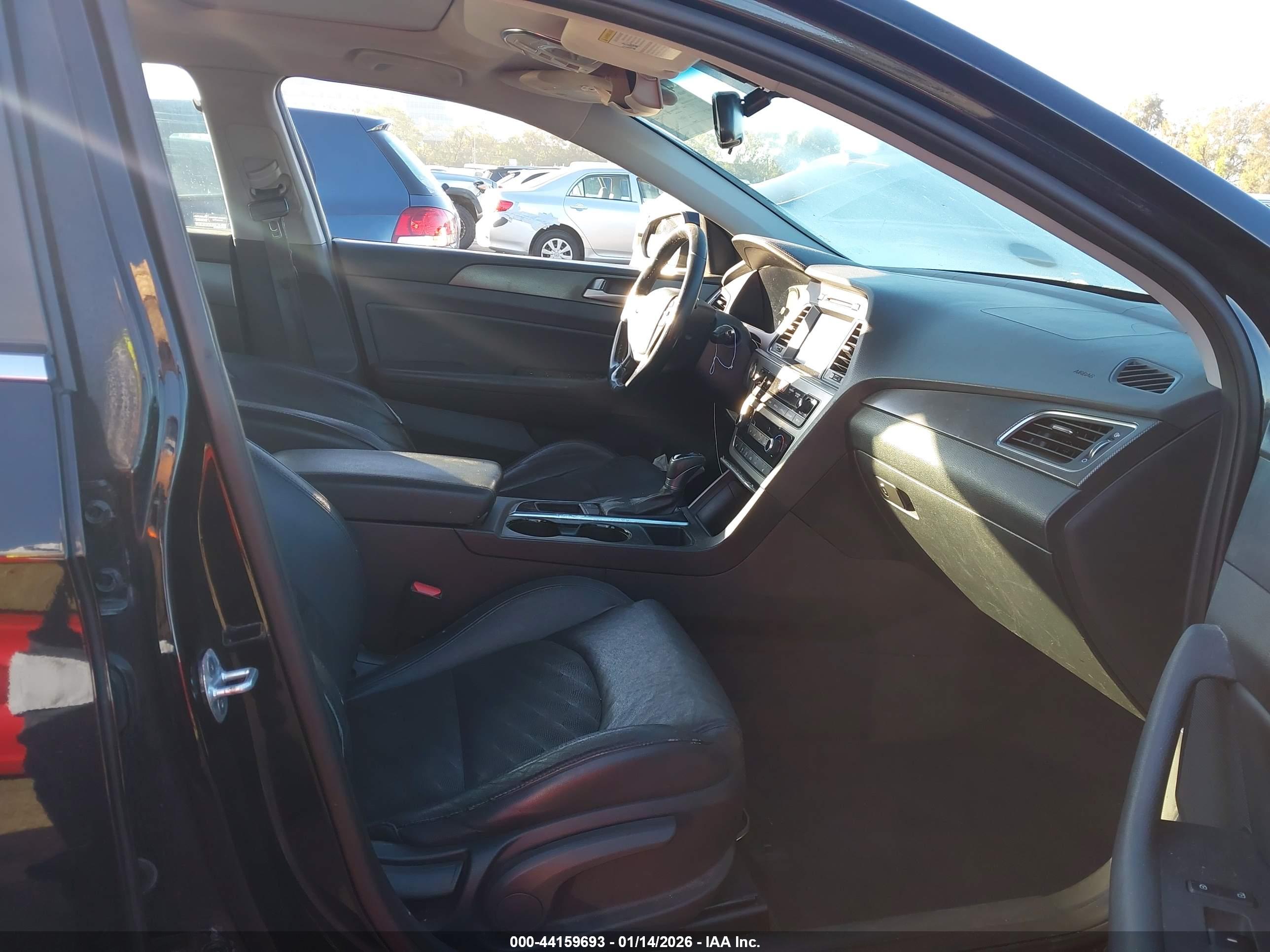 HYUNDAI SONATA image 5