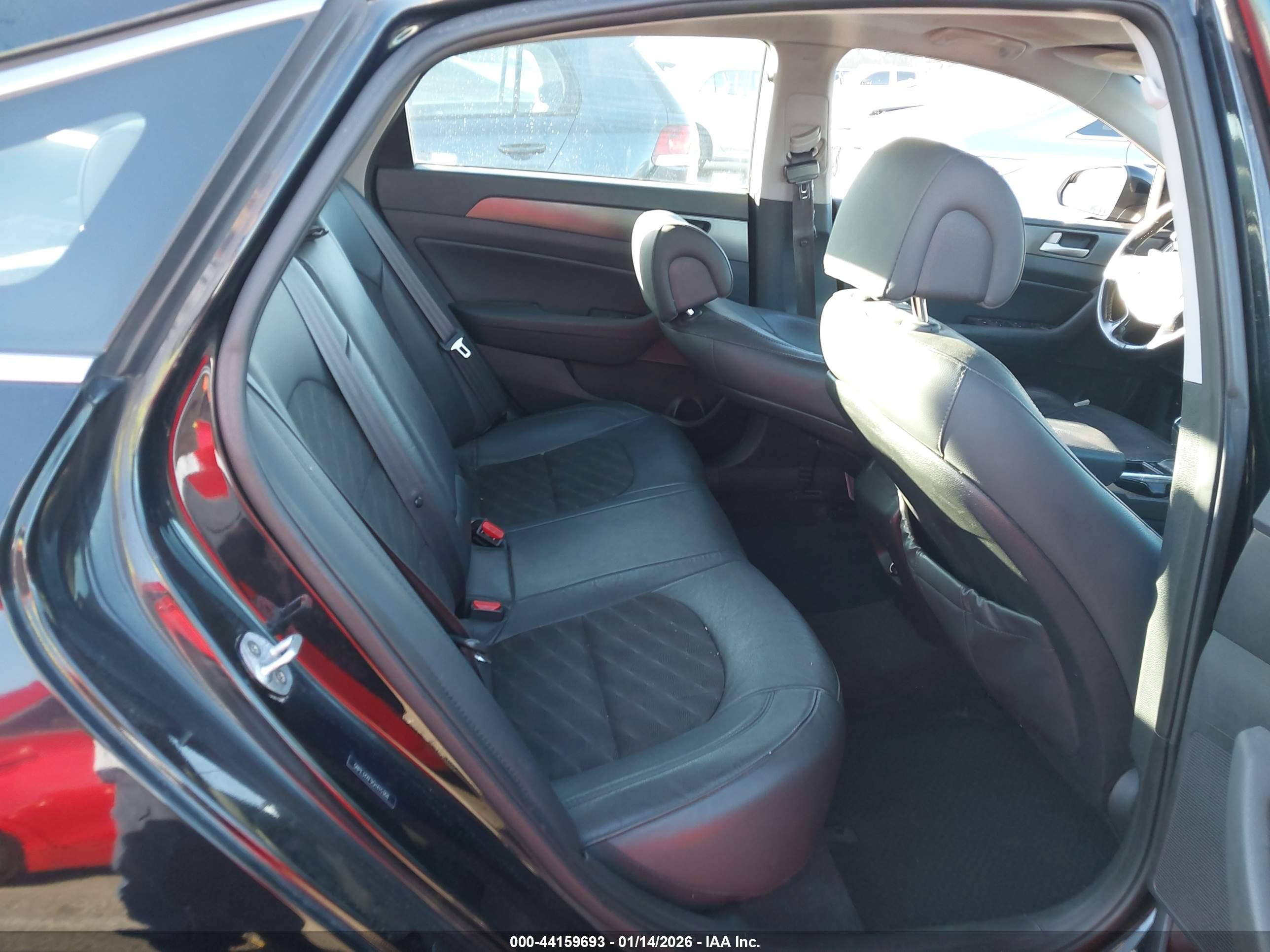 HYUNDAI SONATA image 8
