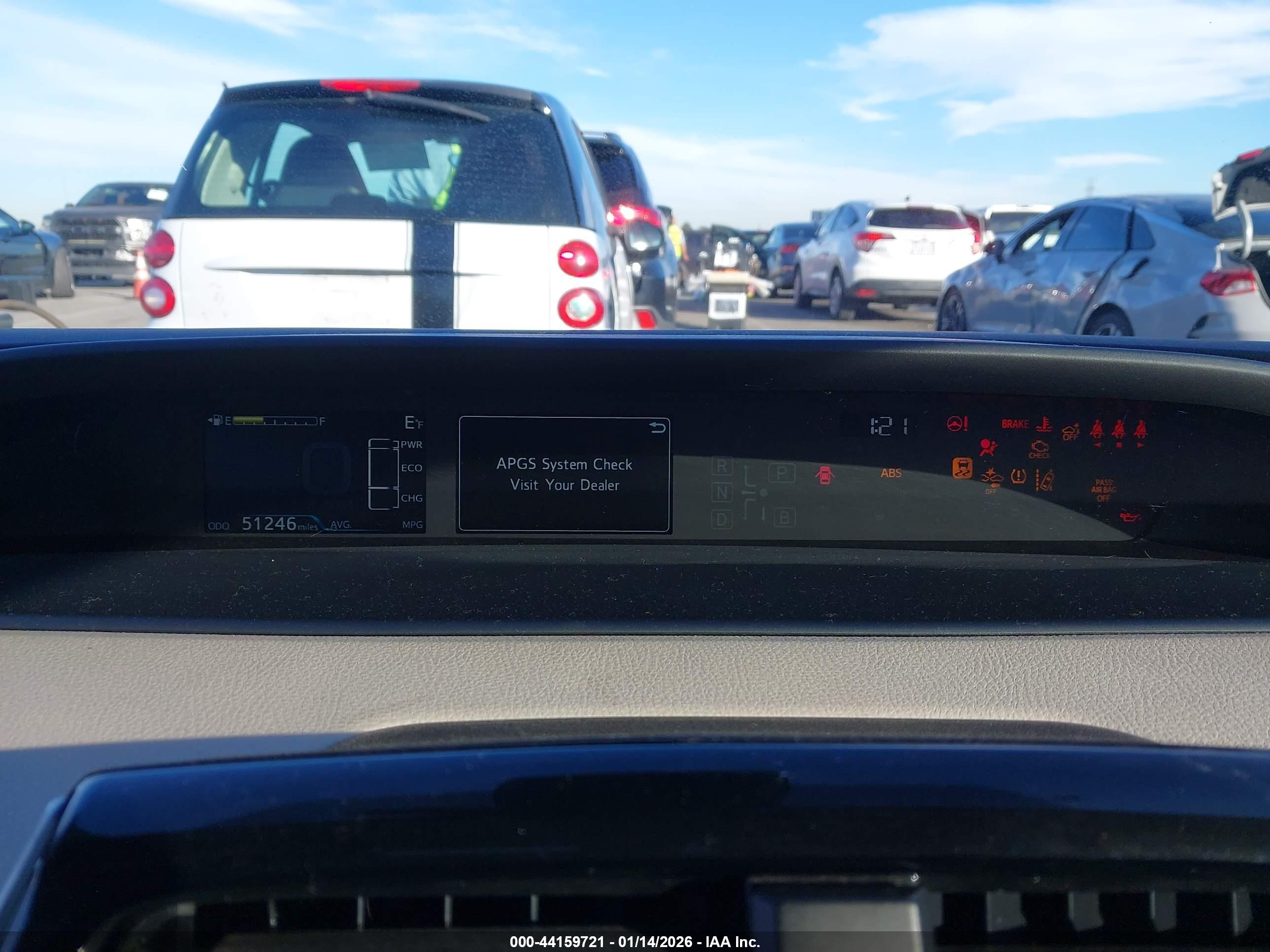 TOYOTA PRIUS image 7