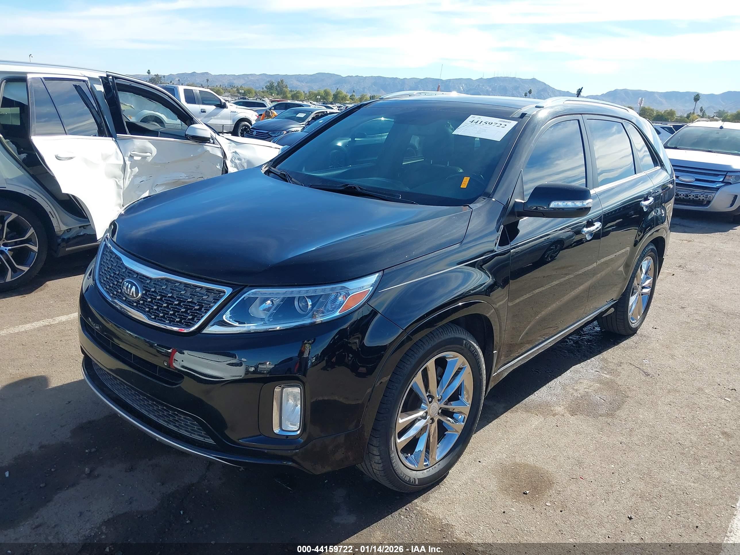 KIA SORENTO image 2