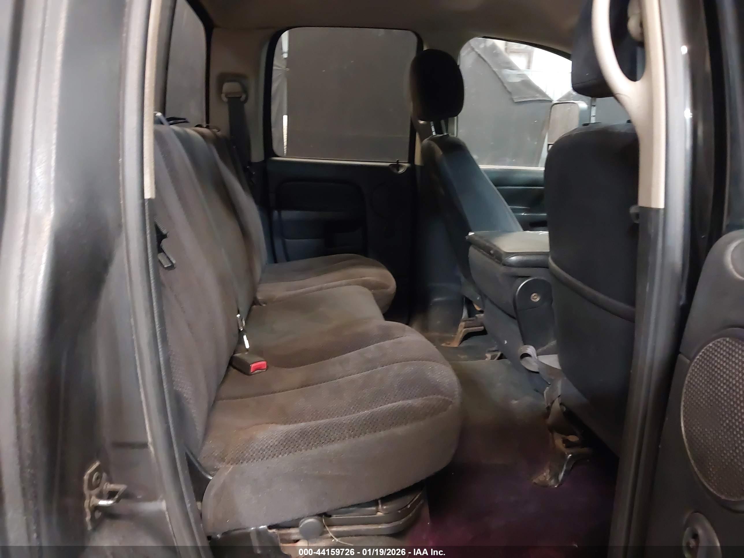 DODGE RAM image 8