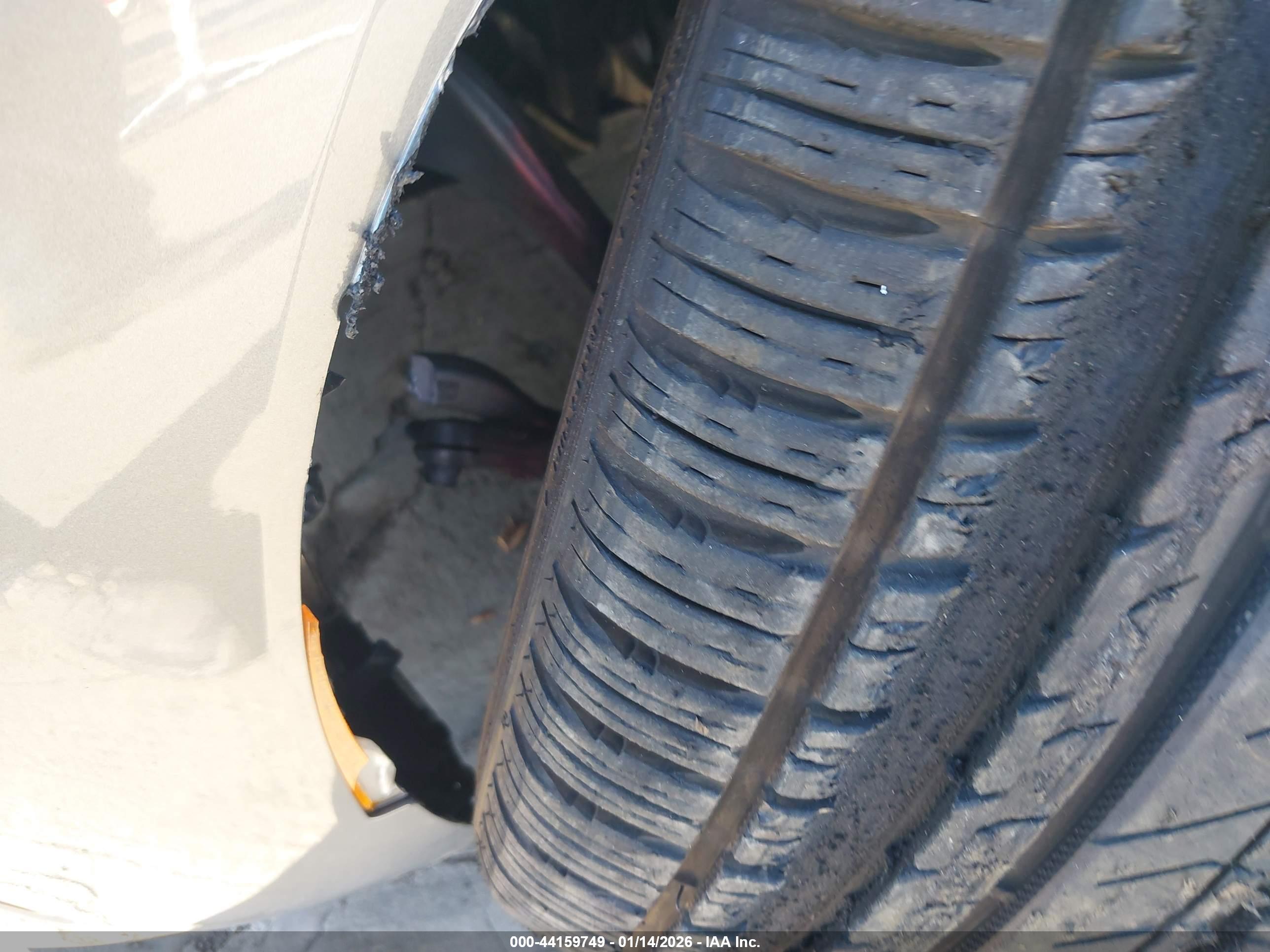 BMW I4 image 6