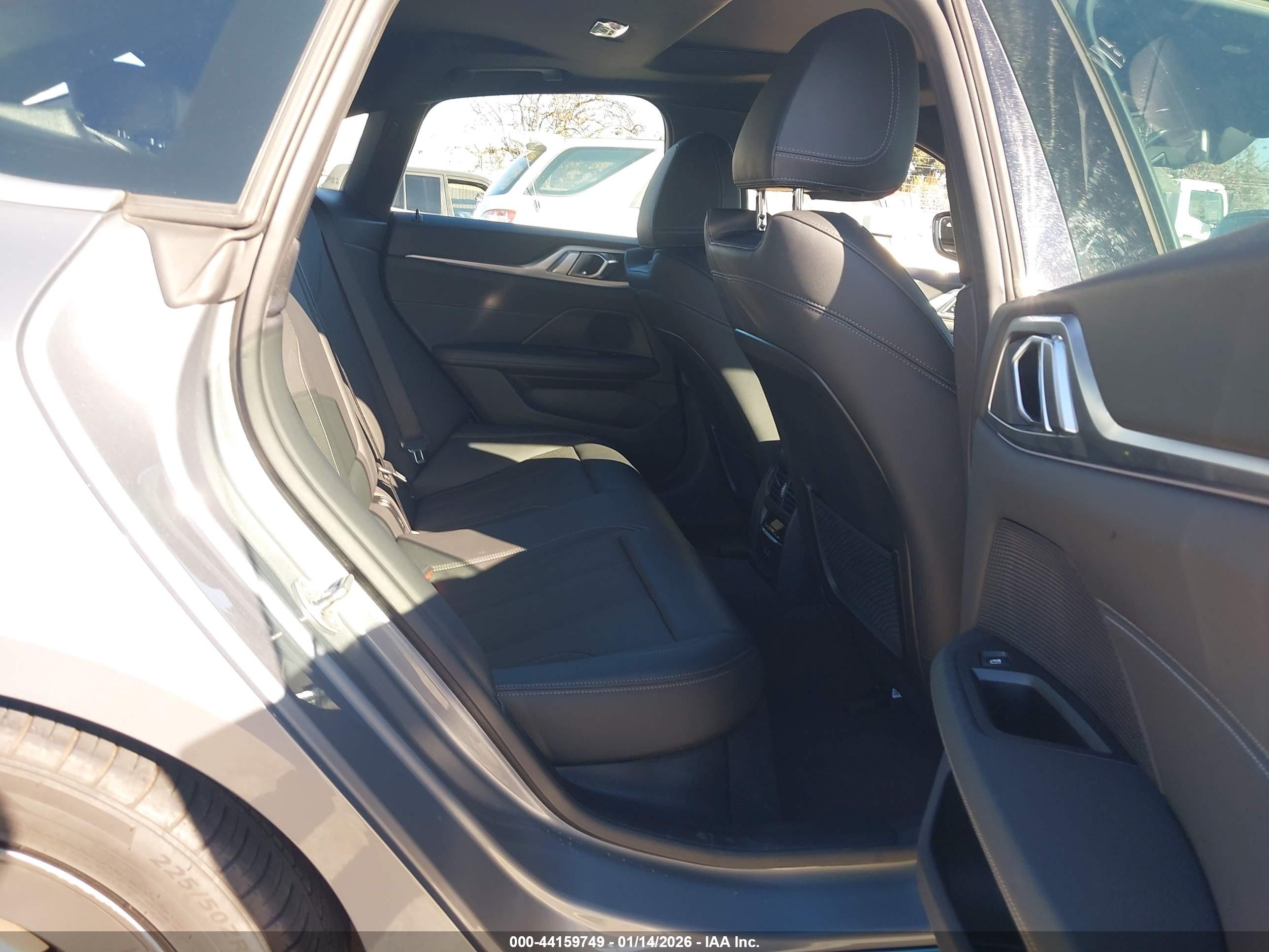 BMW I4 image 8